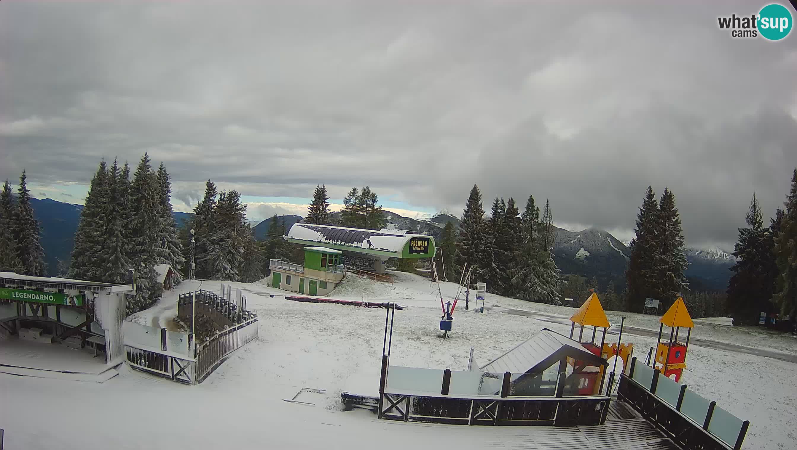Cámara web Počivalo – Alpska Perla | Vista en vivo desde la estación de esquí Cerkno