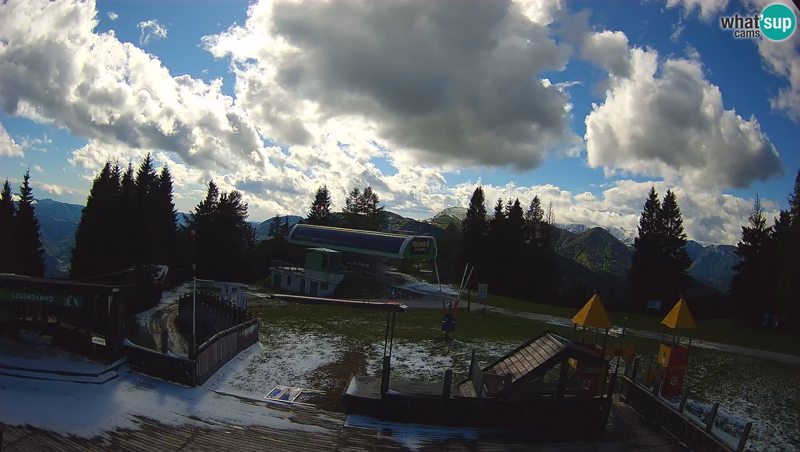 Cámara web Počivalo – Alpska Perla | Vista en vivo desde la estación de esquí Cerkno