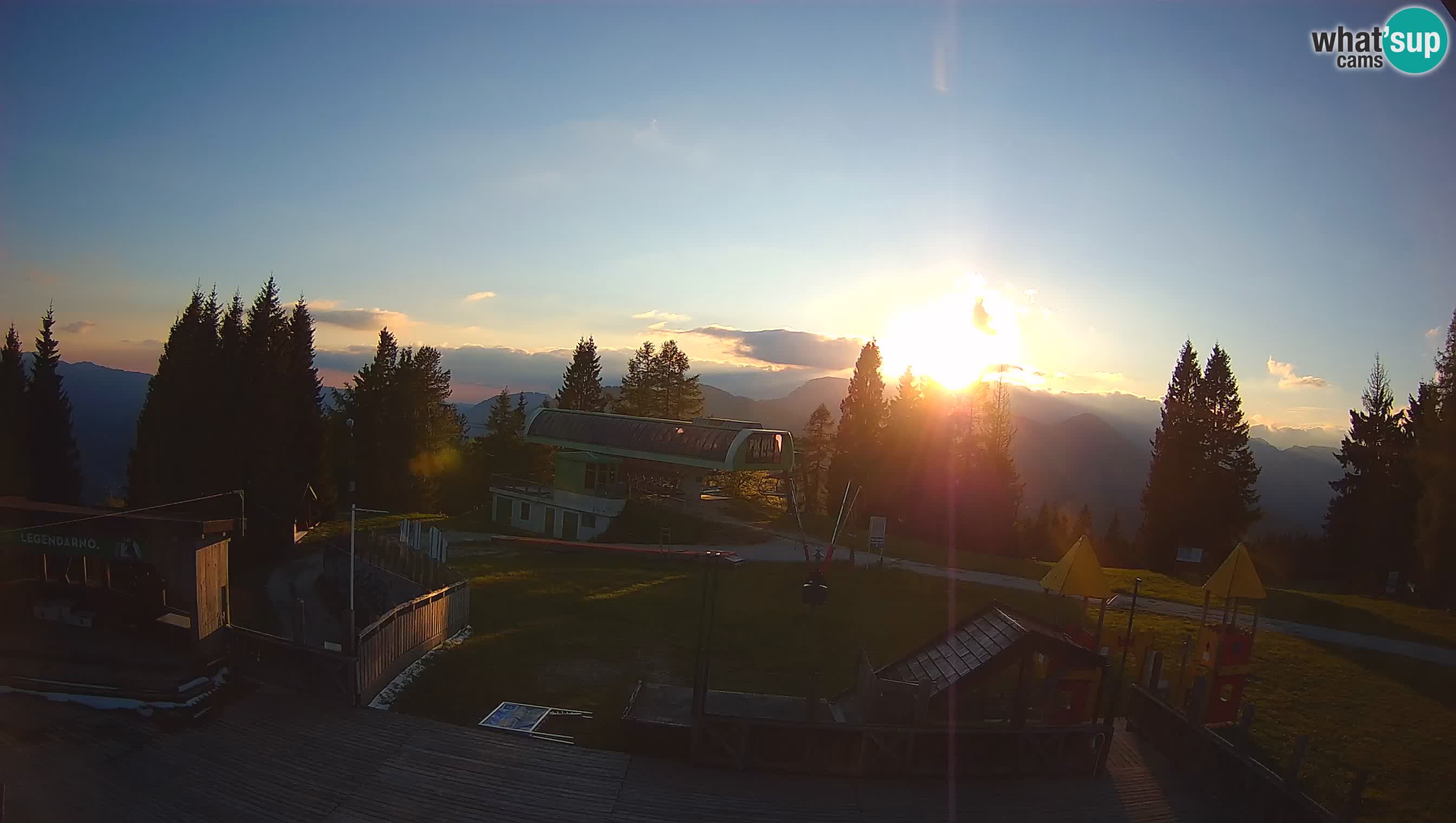Cámara web Počivalo – Alpska Perla | Vista en vivo desde la estación de esquí Cerkno