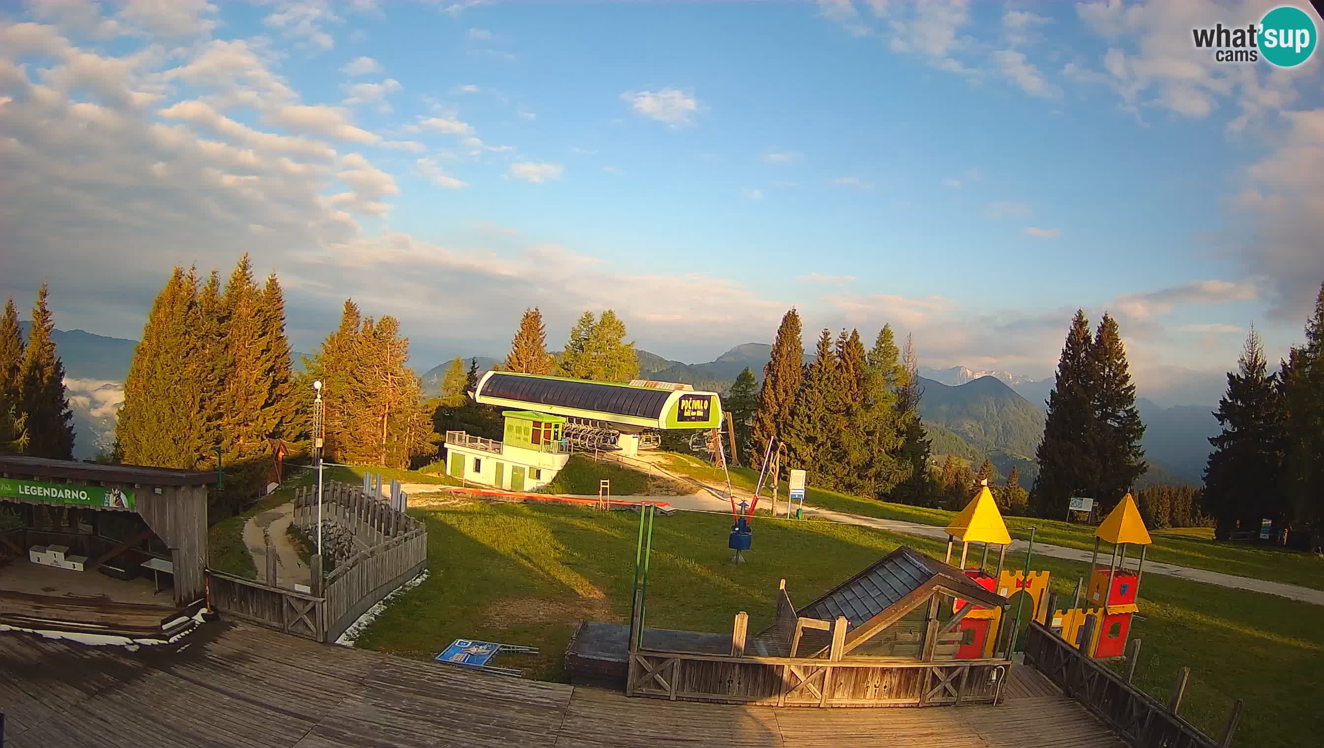 Webcam Počivalo – Alpska Perla | Liveblick vom Skigebiet Cerkno
