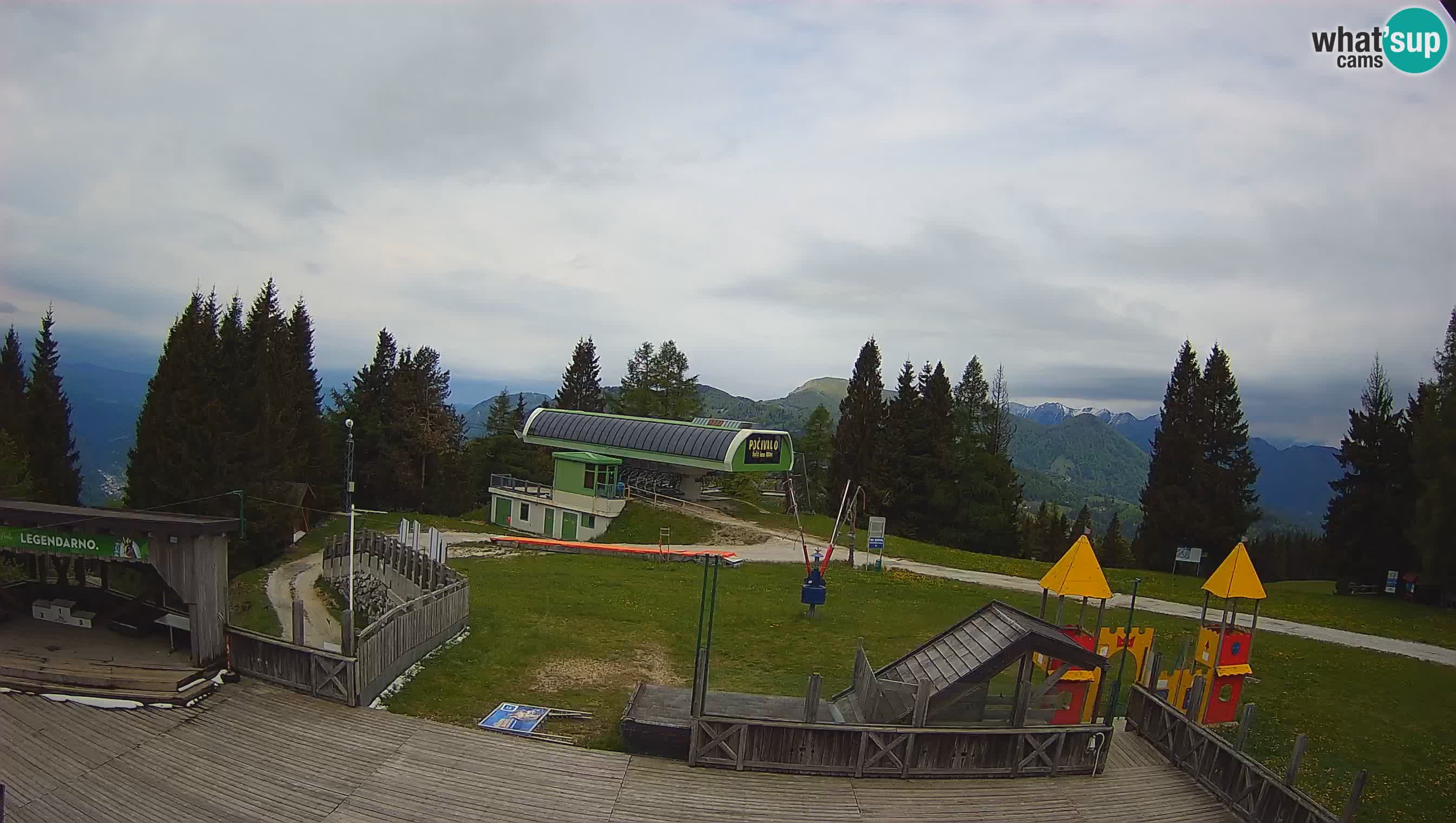 Cámara web Počivalo – Alpska Perla | Vista en vivo desde la estación de esquí Cerkno