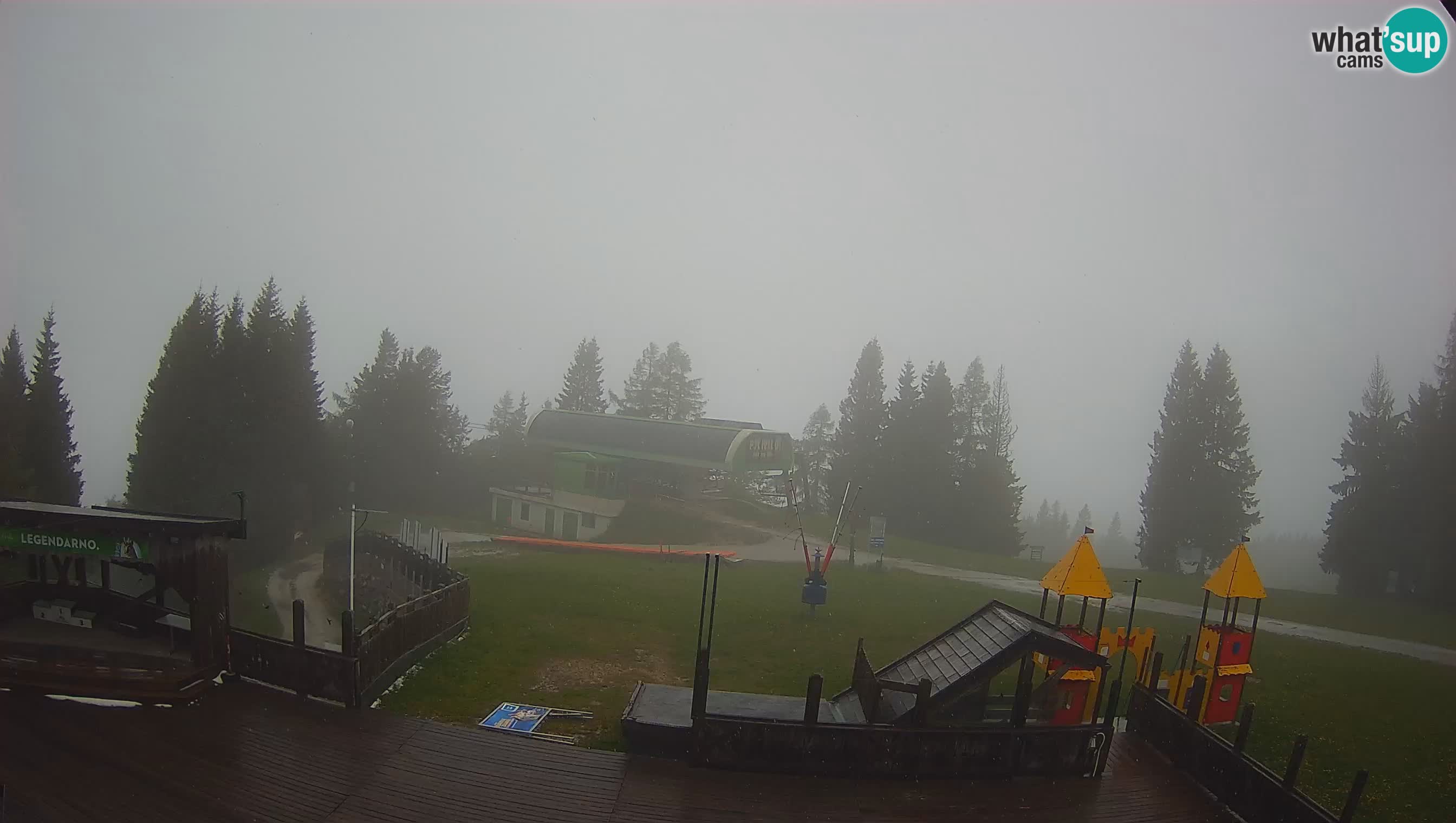 Webcam de la station de ski des Alpes slovènes à Cerkno Počivalo