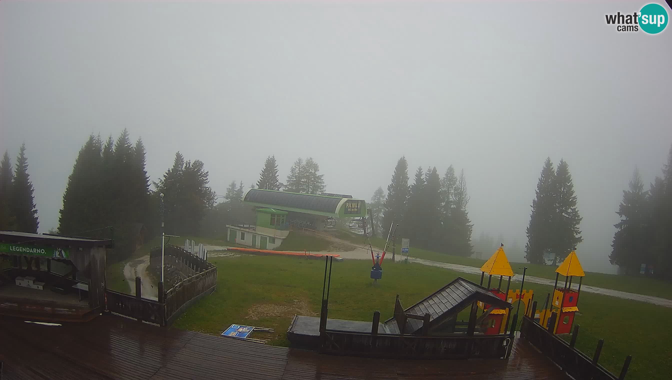 Webcam de la station de ski des Alpes slovènes à Cerkno Počivalo