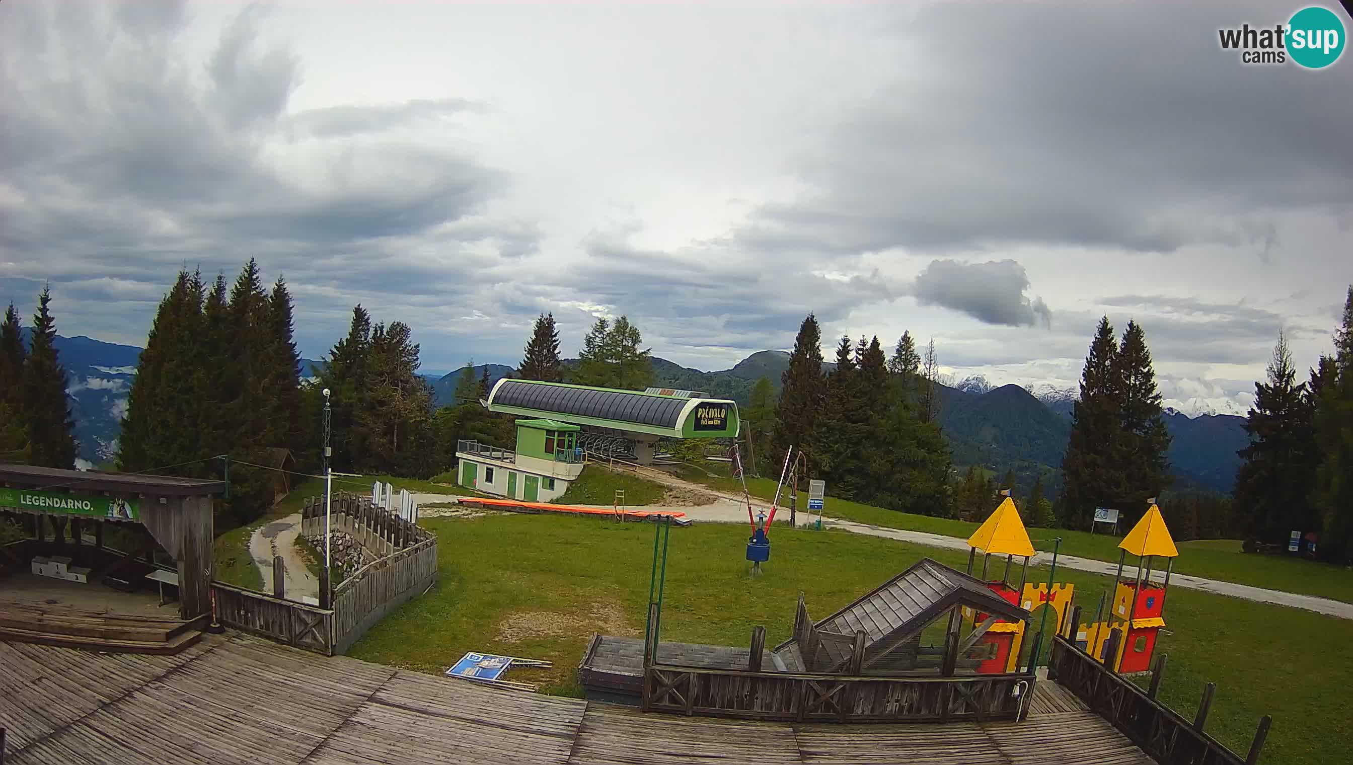 Cámara web Počivalo – Alpska Perla | Vista en vivo desde la estación de esquí Cerkno