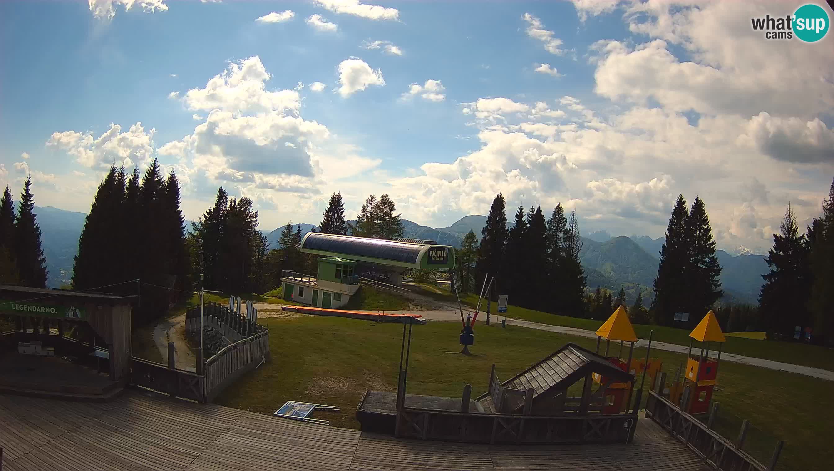 Web kamera Počivalo – Alpska Perla | Pogled uživo sa skijališta Cerkno