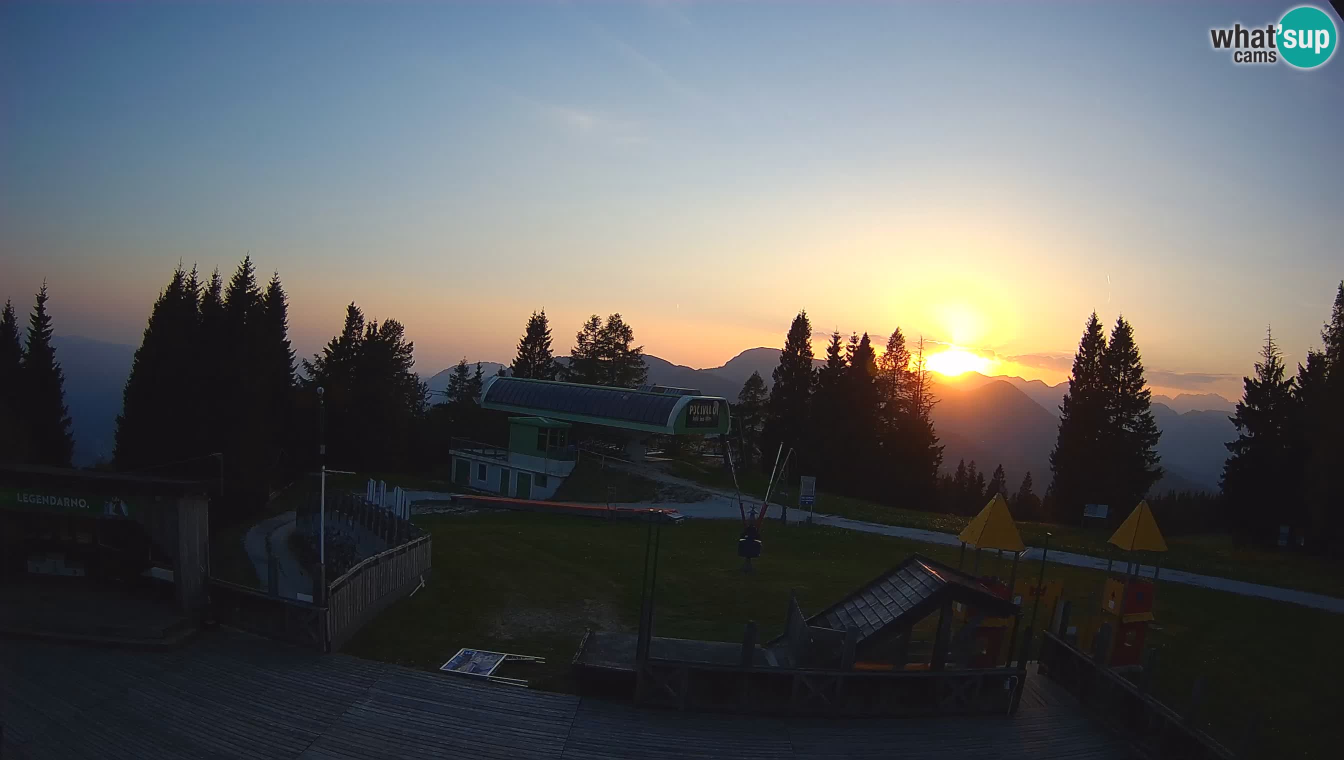 Web kamera Počivalo – Alpska Perla | Pogled uživo sa skijališta Cerkno