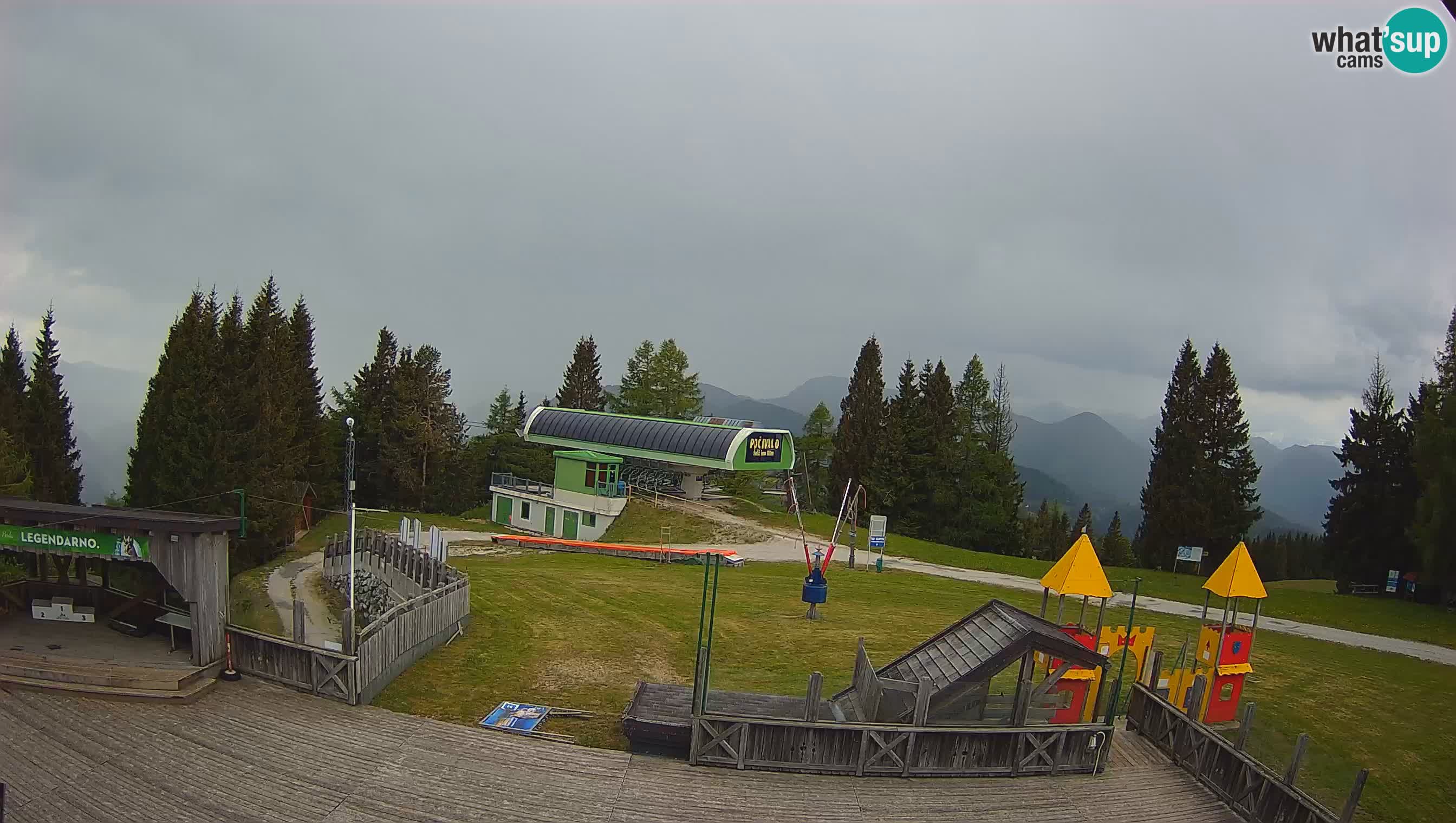 Web kamera Počivalo – Alpska Perla | Pogled uživo sa skijališta Cerkno