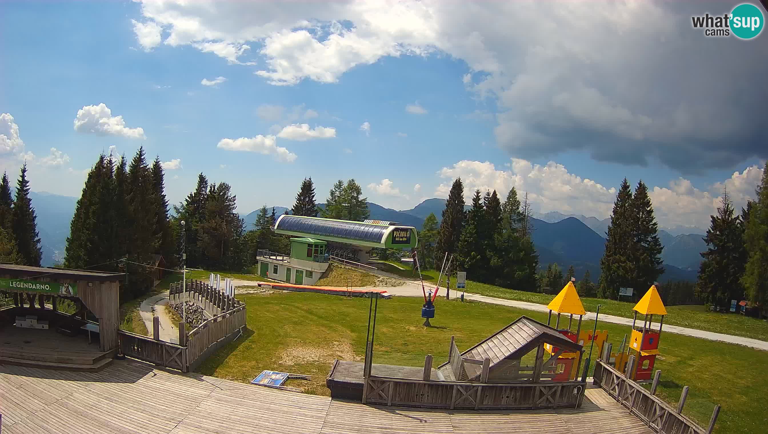 Spletna kamera Počivalo – Alpska Perla | Pogled v živo iz smučišča Cerkno