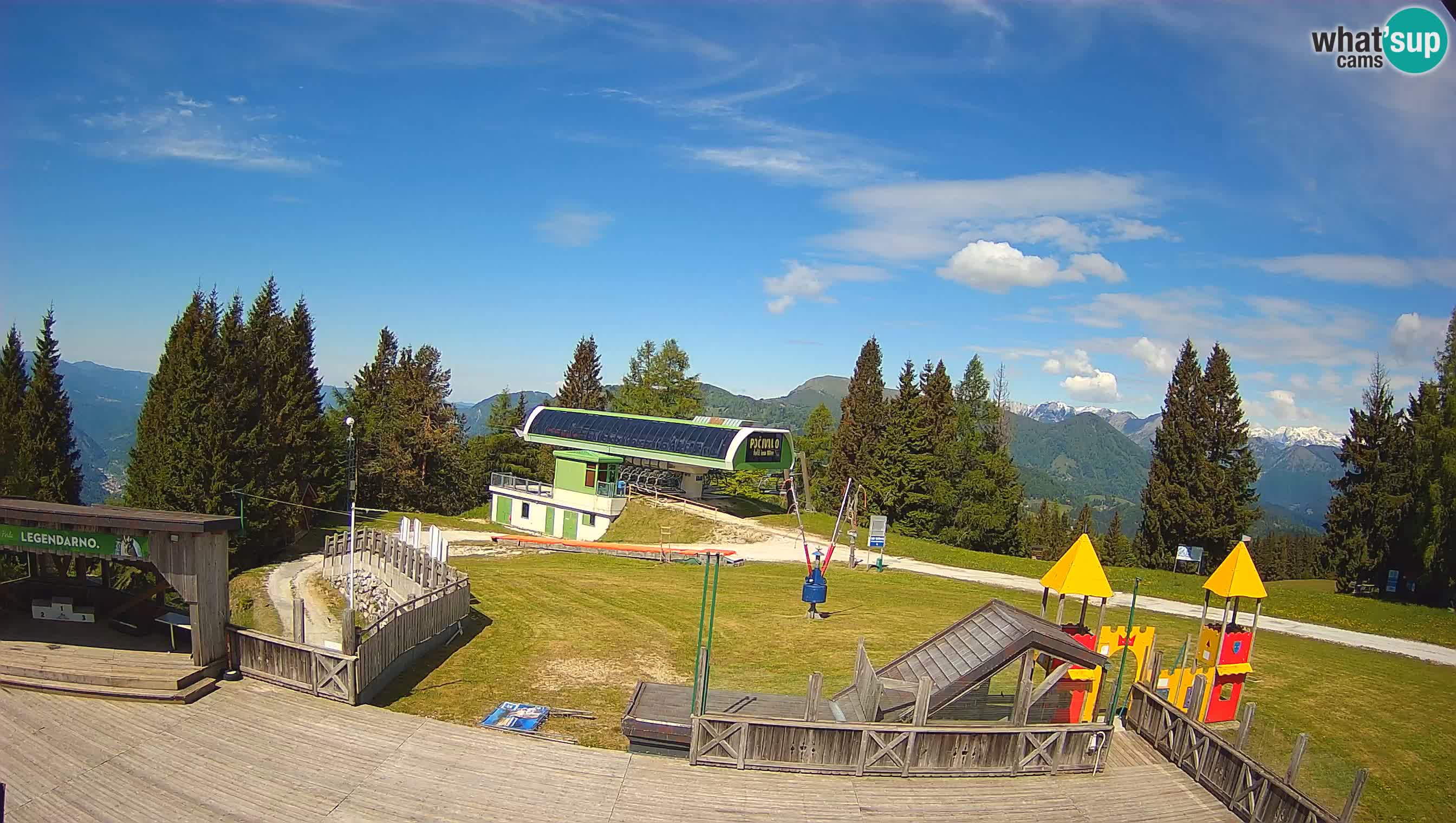 Spletna kamera Počivalo – Alpska Perla | Pogled v živo iz smučišča Cerkno