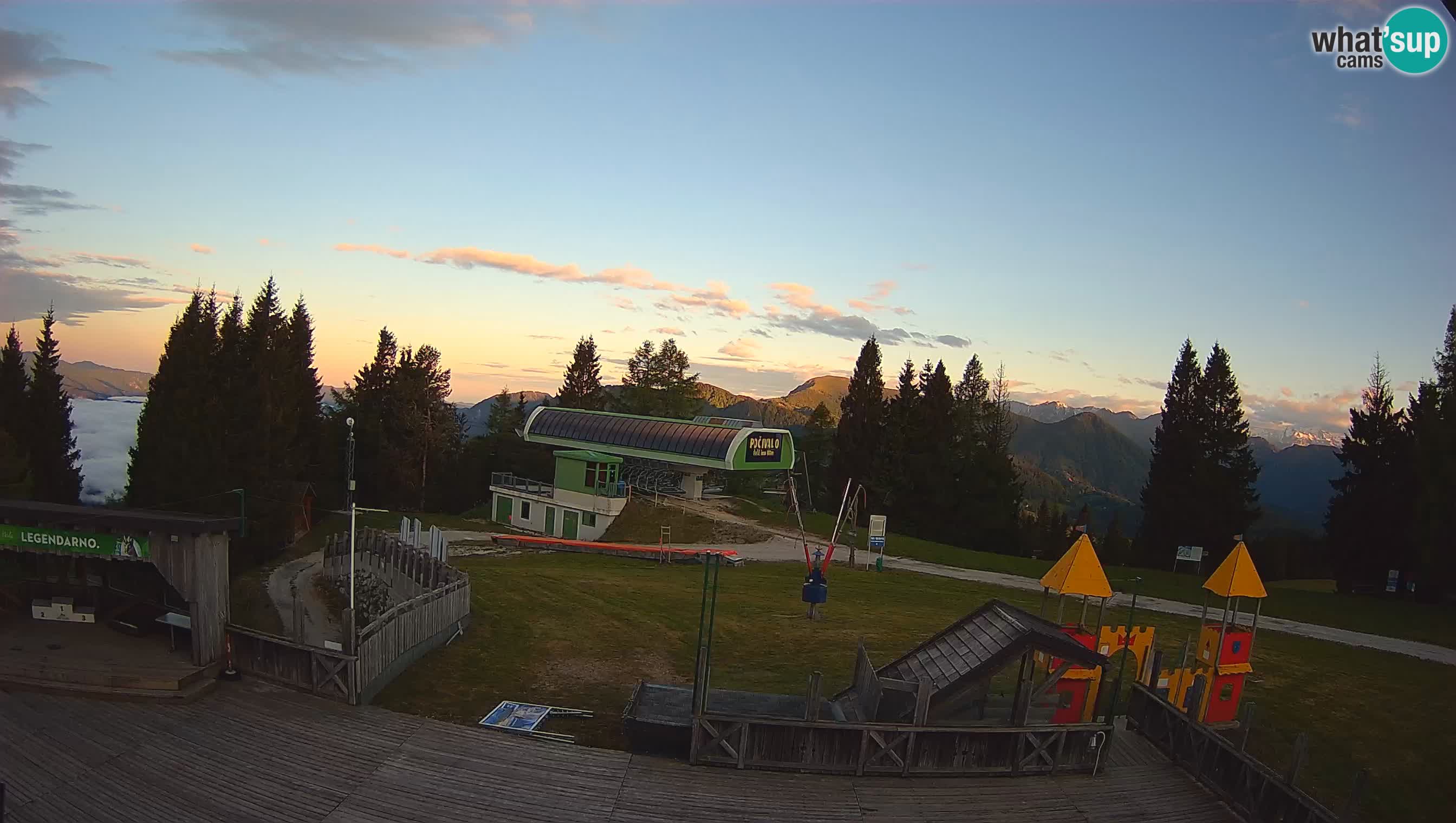 Webcam de la station de ski des Alpes slovènes à Cerkno Počivalo