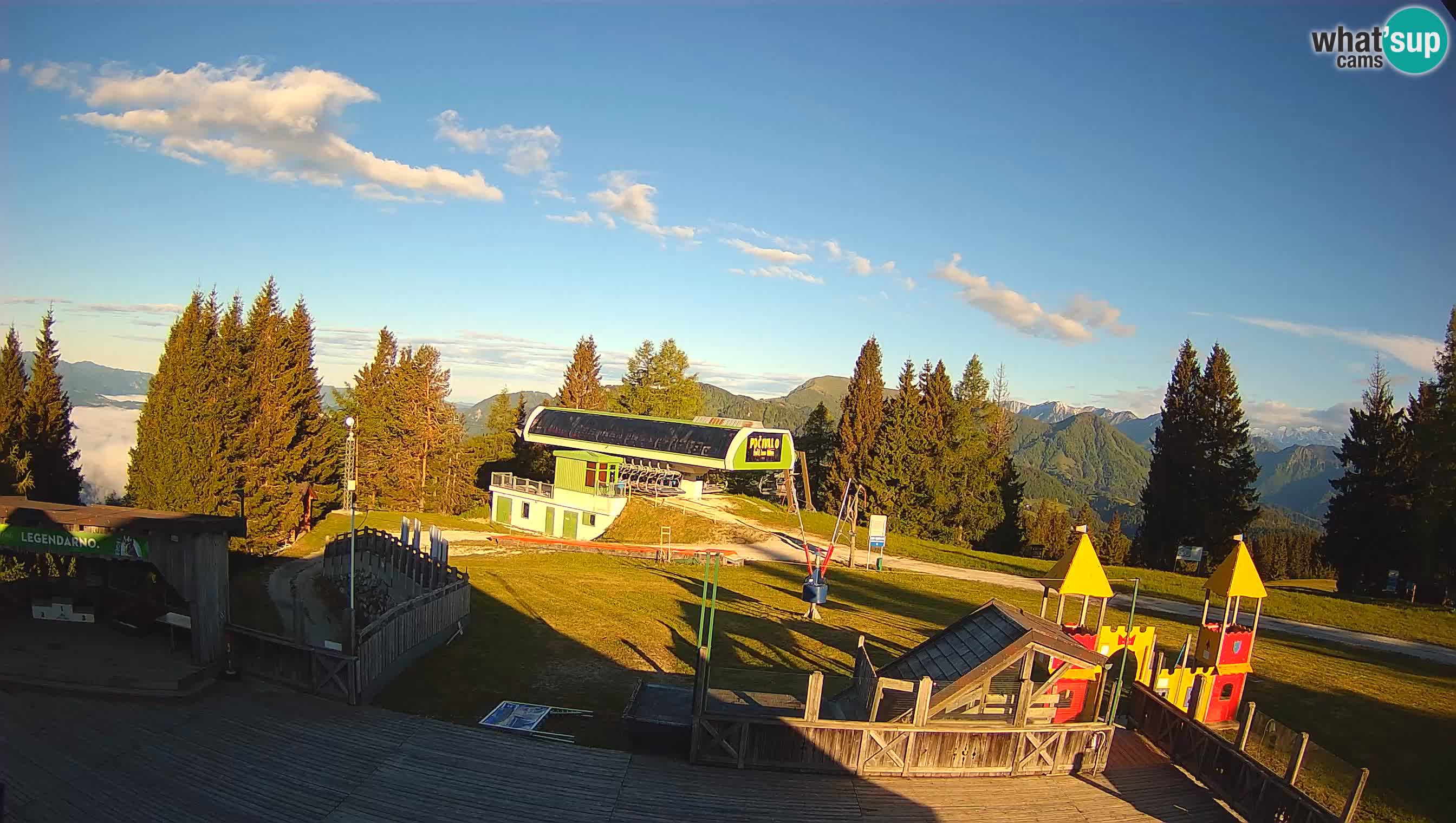 Webcam de la station de ski des Alpes slovènes à Cerkno Počivalo