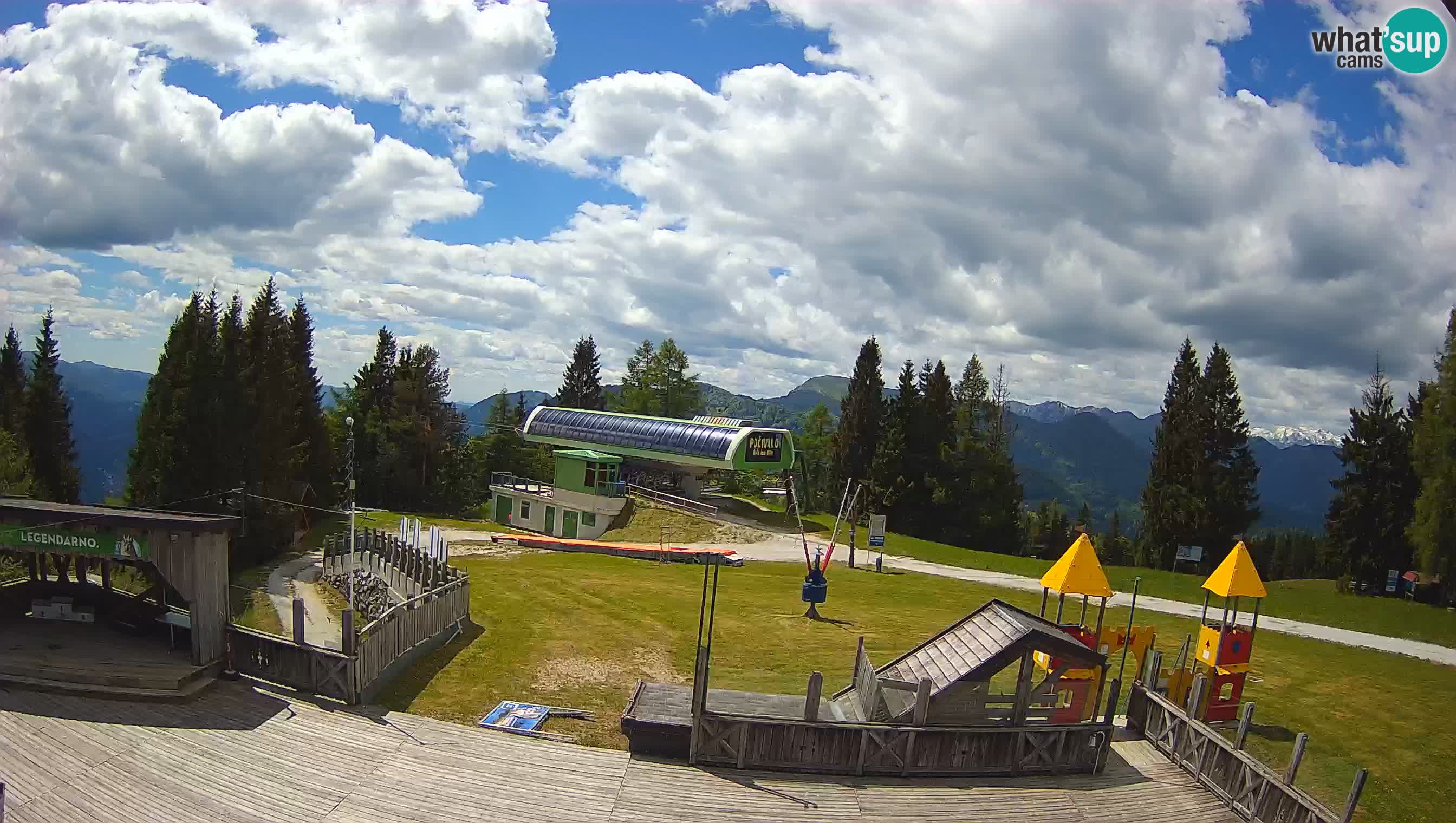 Alpska Perla Ski hotel Cerkno Počivalo webcam – Slovenia