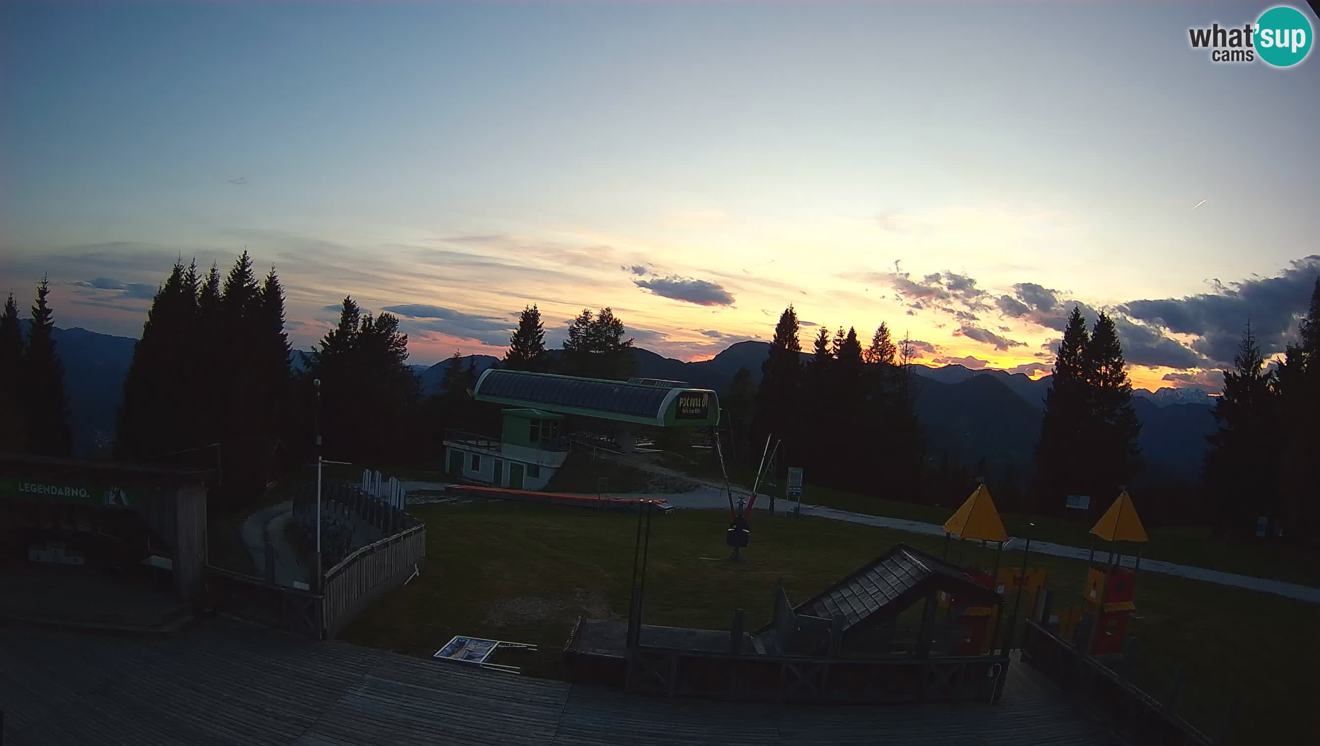 Web kamera Počivalo – Alpska Perla | Pogled uživo sa skijališta Cerkno