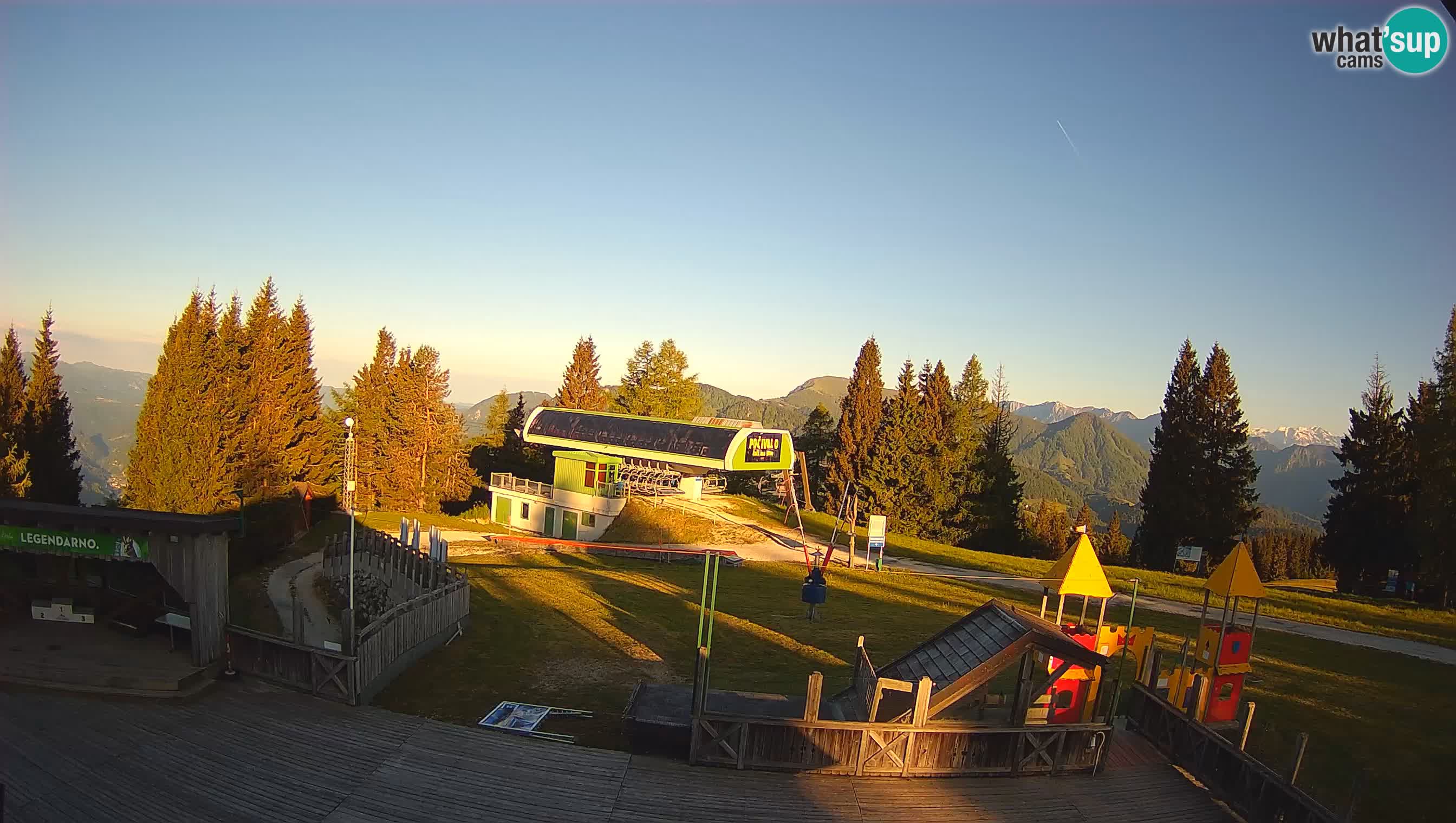 Web kamera Počivalo – Alpska Perla | Pogled uživo sa skijališta Cerkno