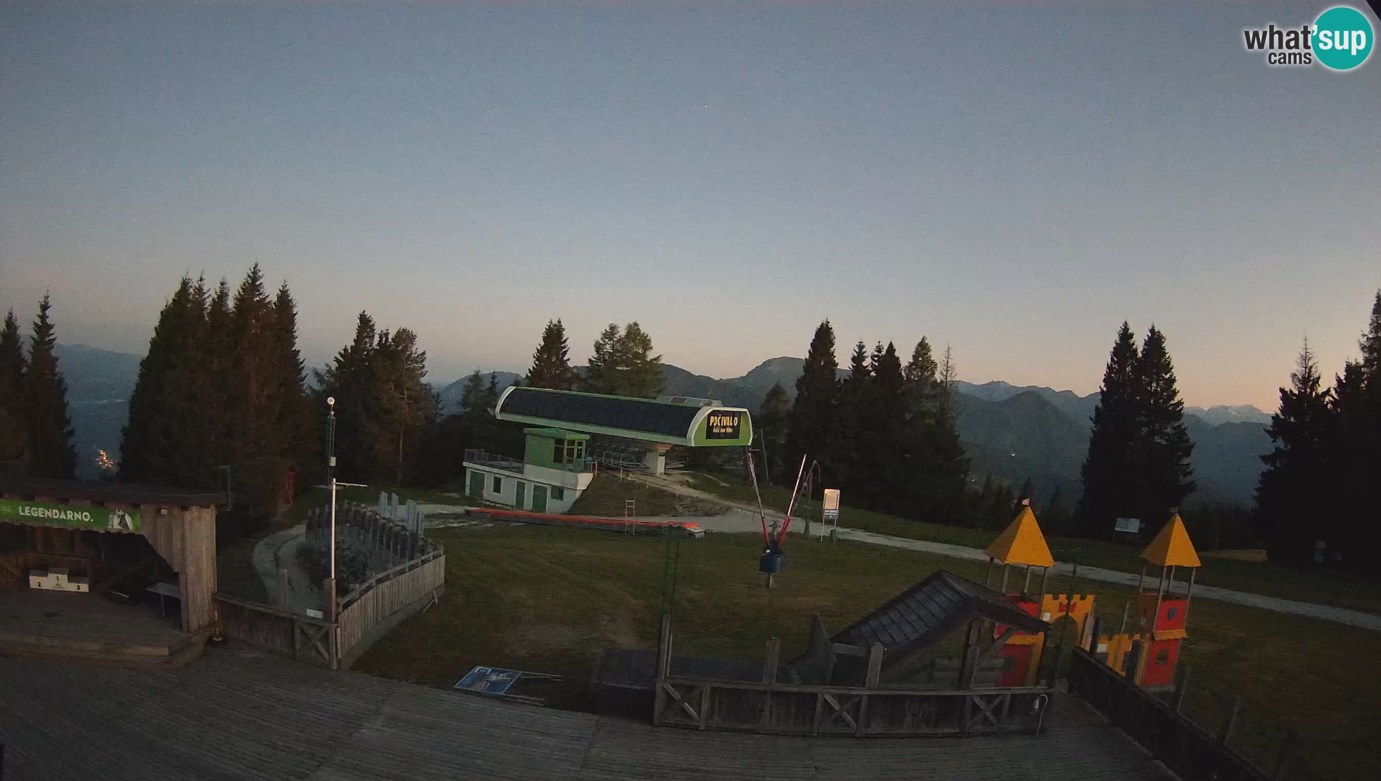 Webcam Počivalo – Alpska Perla | Vista live dalla stazione sciistica di Cerkno