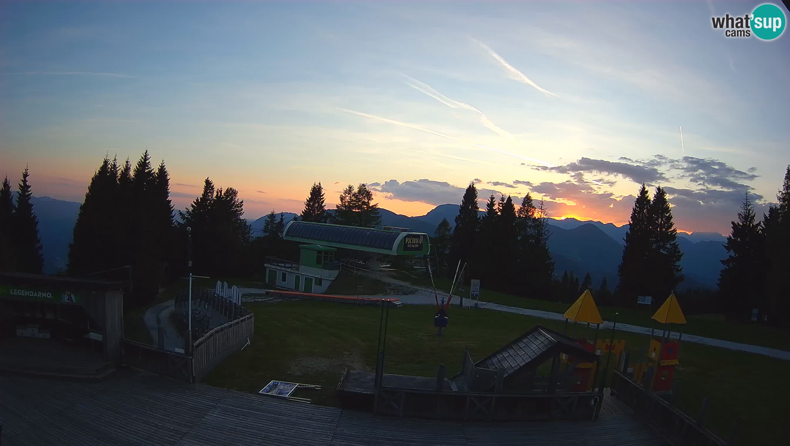 Spletna kamera Počivalo – Alpska Perla | Pogled v živo iz smučišča Cerkno