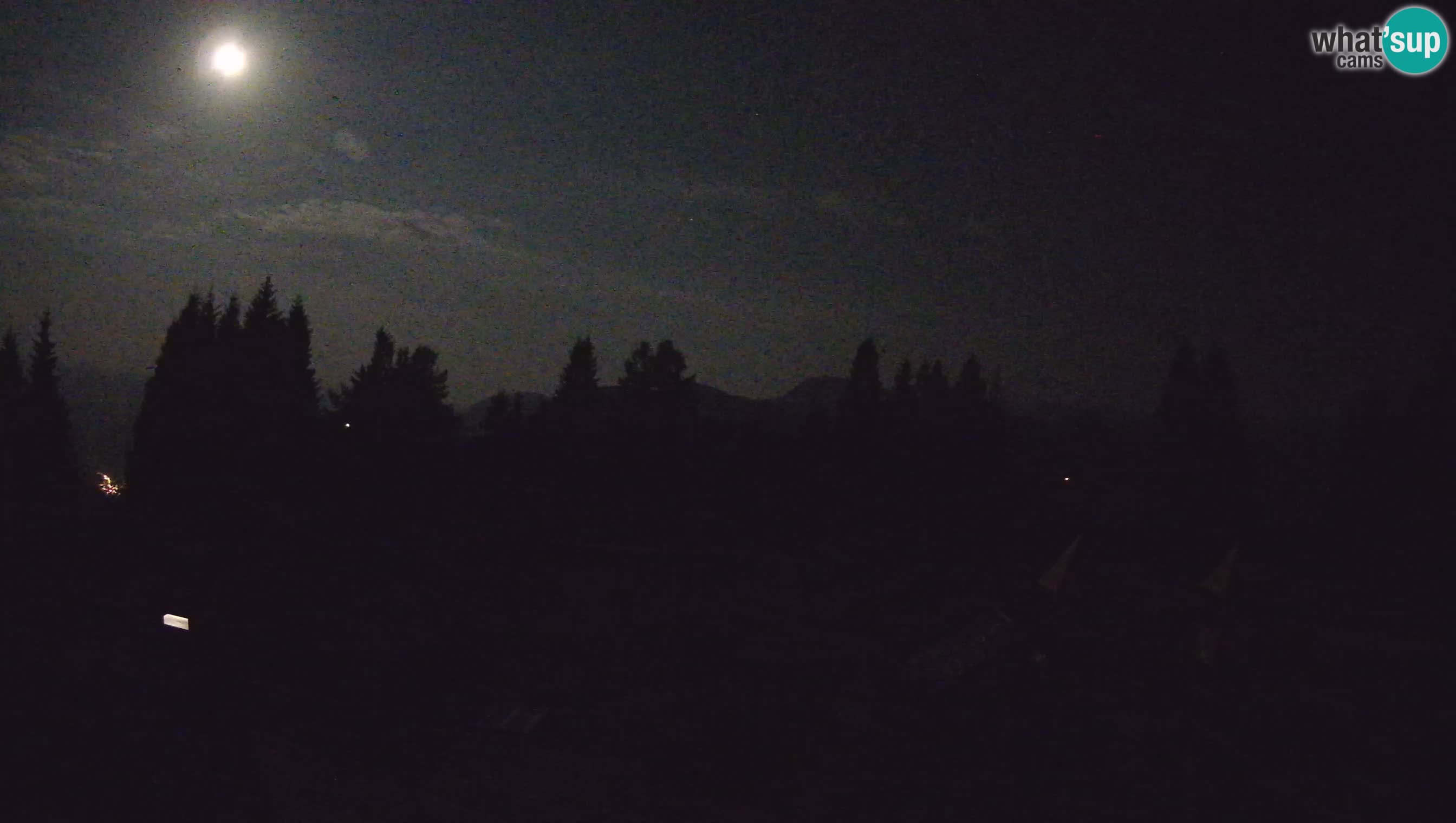 Spletna kamera Počivalo – Alpska Perla | Pogled v živo iz smučišča Cerkno