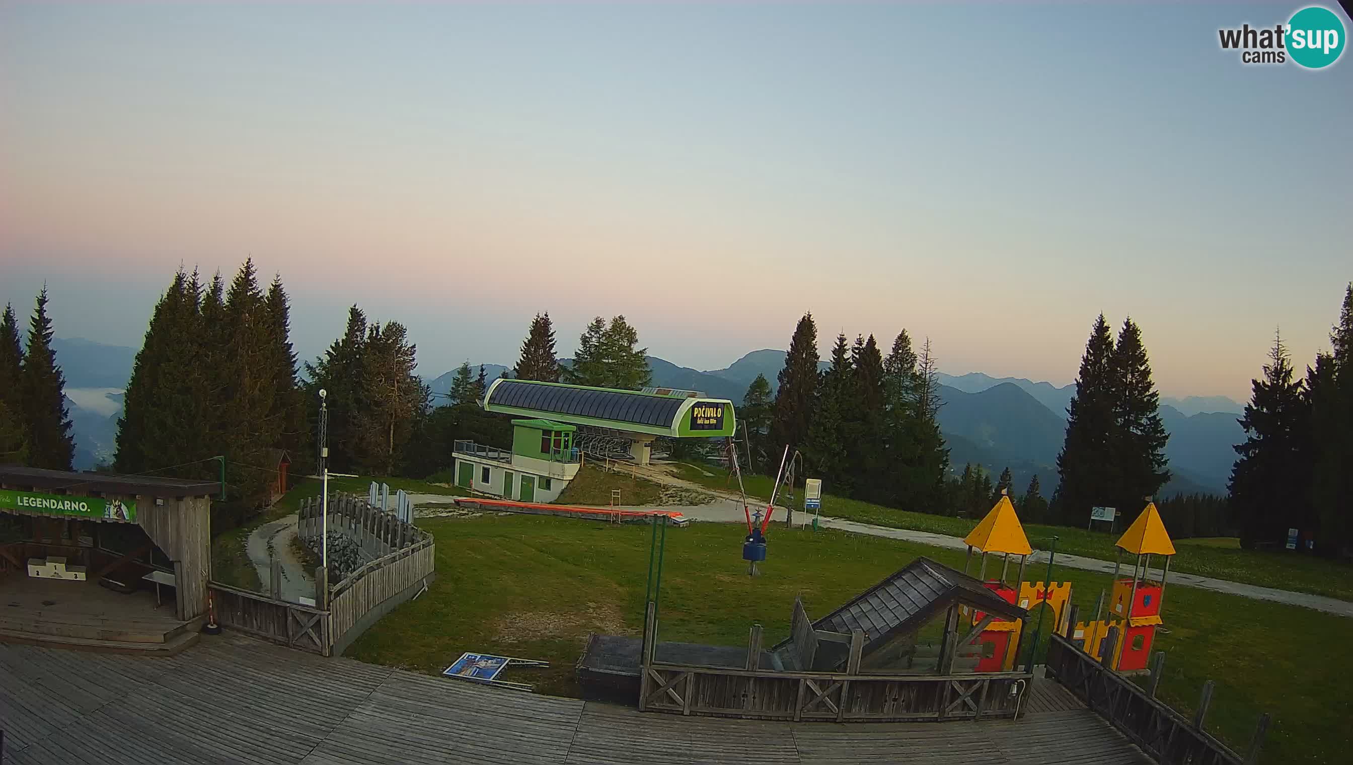 Cámara web Počivalo – Alpska Perla | Vista en vivo desde la estación de esquí Cerkno