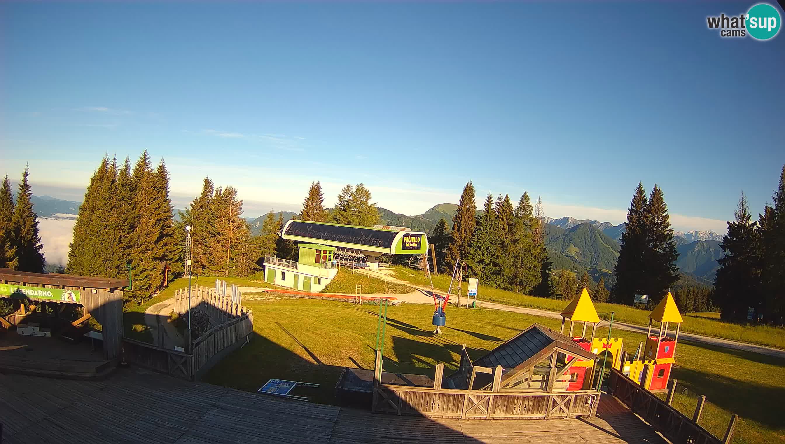 Web kamera Počivalo – Alpska Perla | Pogled uživo sa skijališta Cerkno