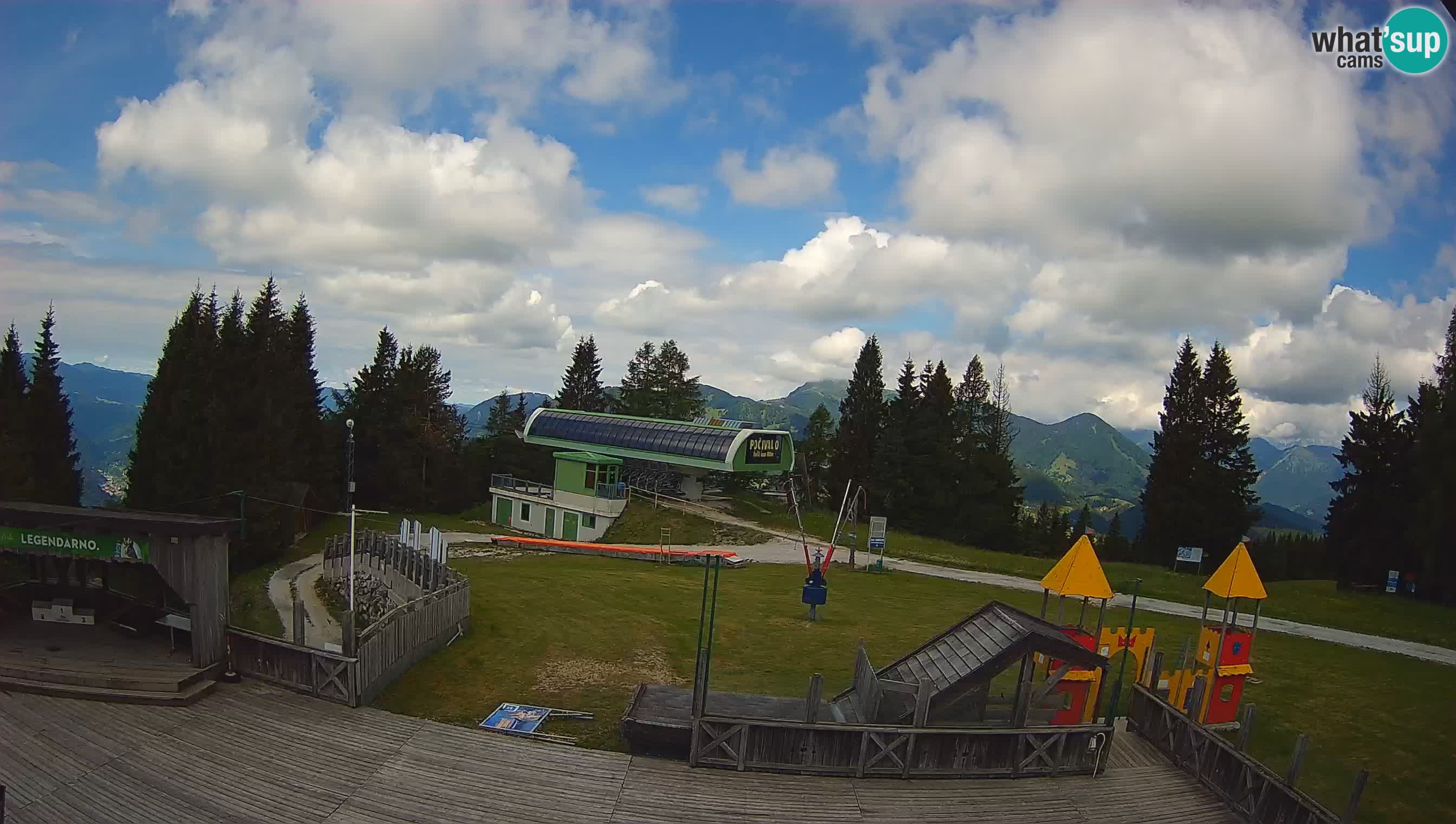 Webcam Počivalo – Alpska Perla | Vista live dalla stazione sciistica di Cerkno