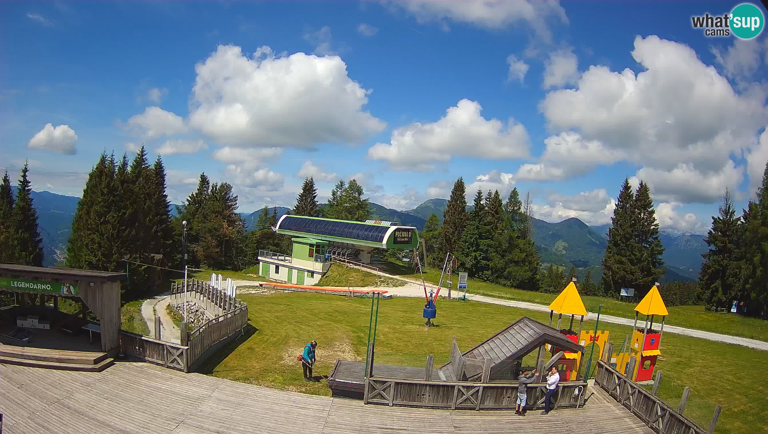 Cámara web Počivalo – Alpska Perla | Vista en vivo desde la estación de esquí Cerkno