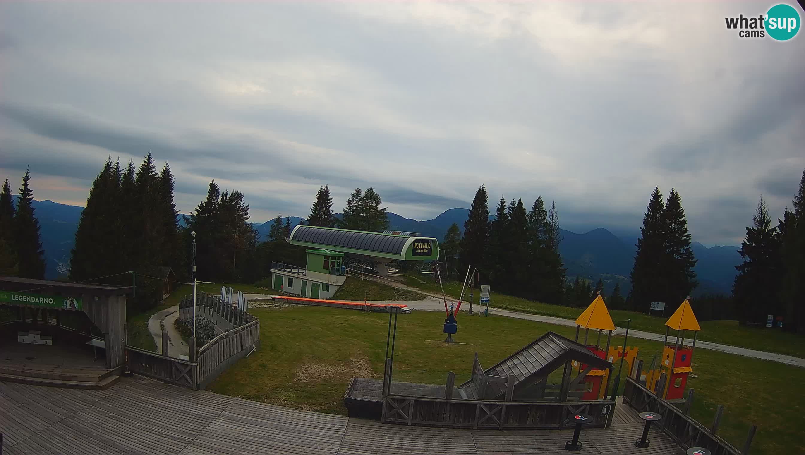 Cámara web Počivalo – Alpska Perla | Vista en vivo desde la estación de esquí Cerkno