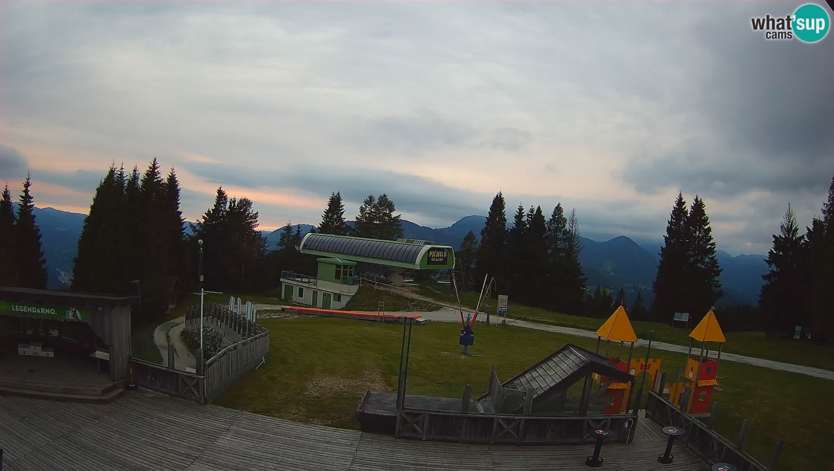 Webcam Počivalo – Alpska Perla | Vista live dalla stazione sciistica di Cerkno