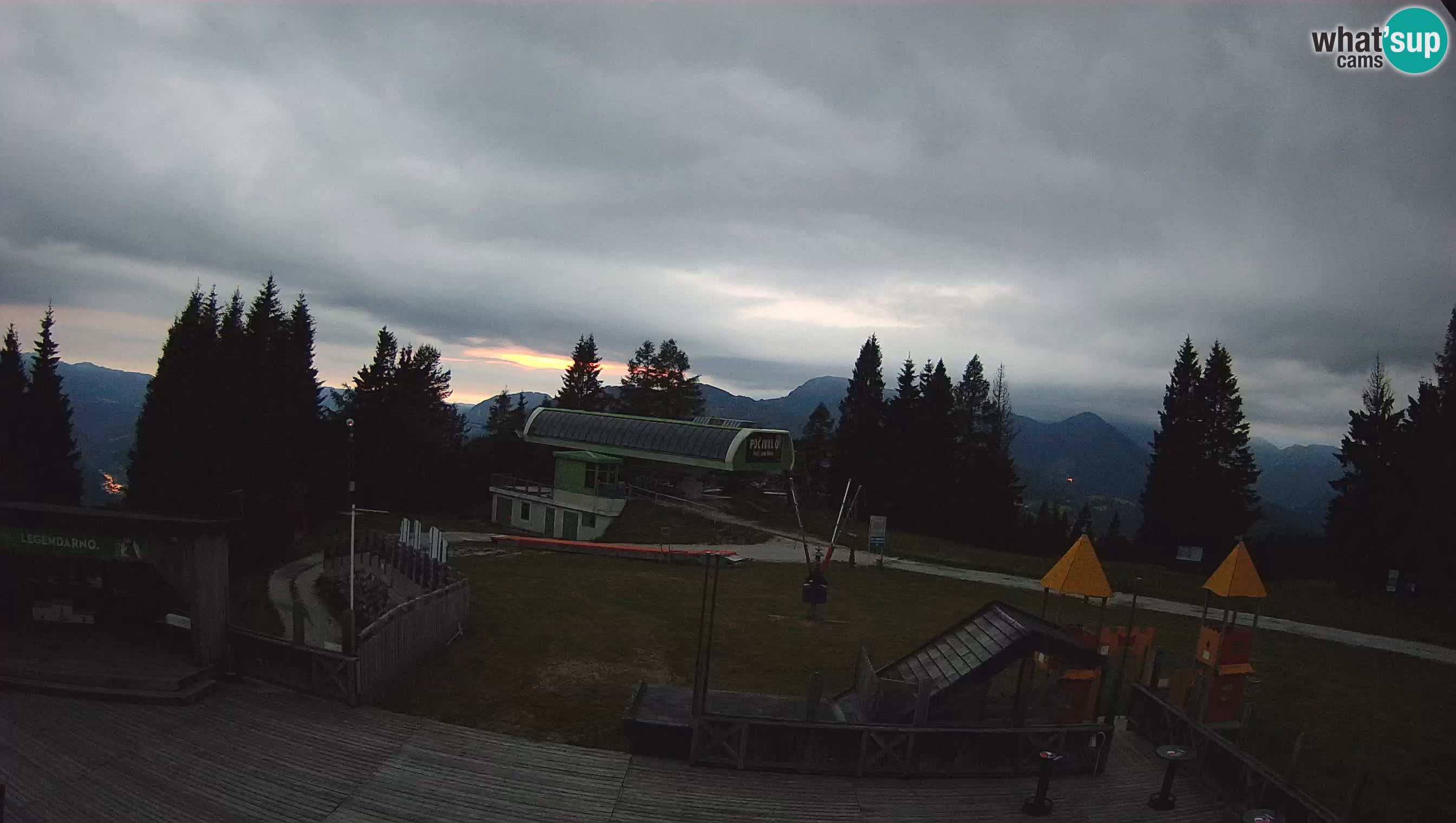 Webcam Počivalo – Alpska Perla | Vista live dalla stazione sciistica di Cerkno