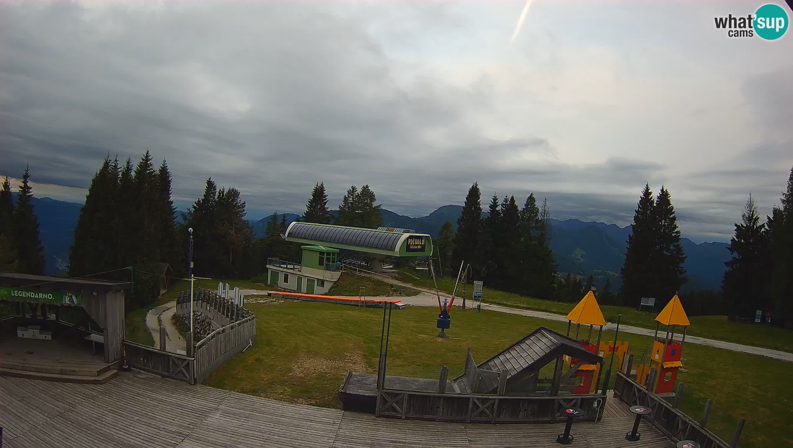 Webcam Počivalo – Alpska Perla | Vista live dalla stazione sciistica di Cerkno