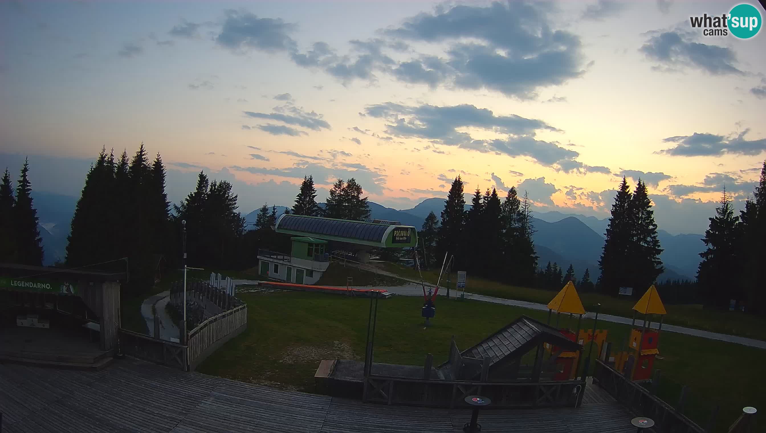 Web kamera Počivalo – Alpska Perla | Pogled uživo sa skijališta Cerkno