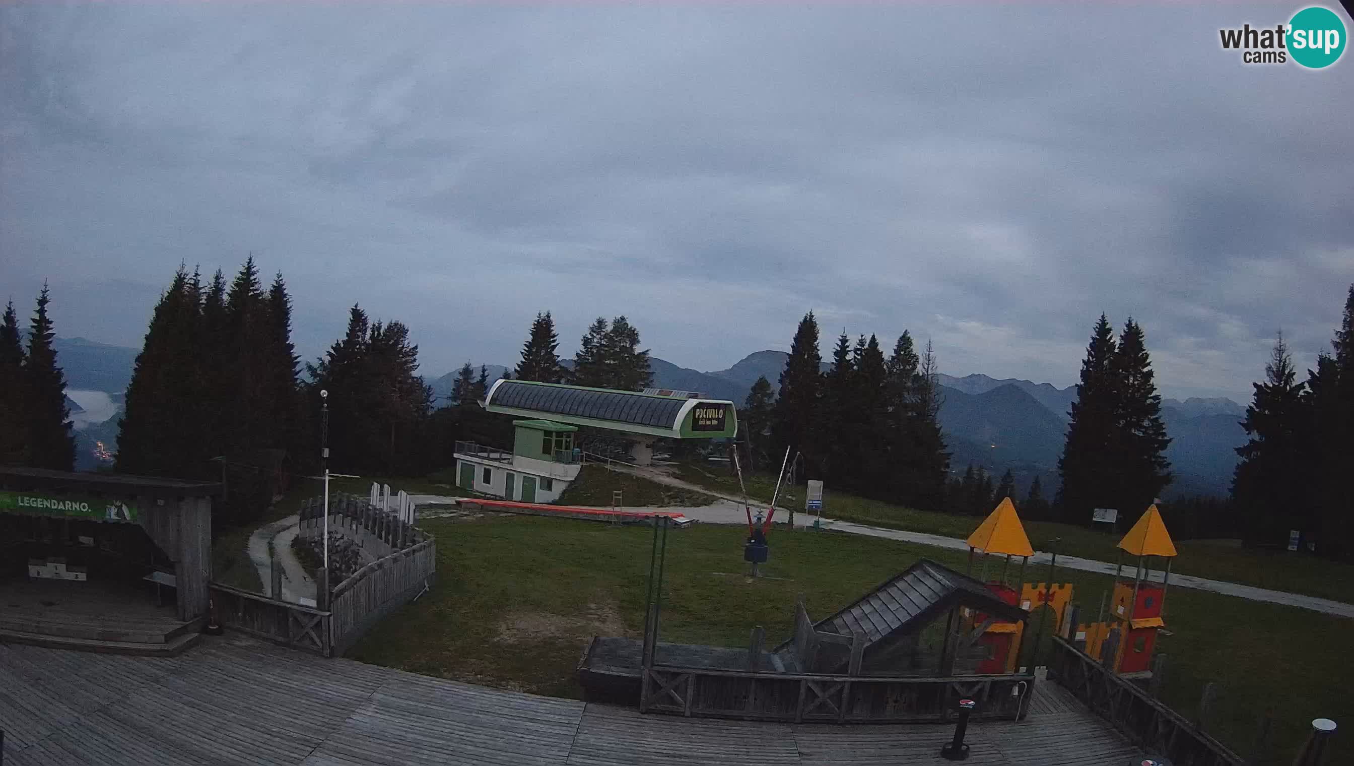 Webcam de la station de ski des Alpes slovènes à Cerkno Počivalo