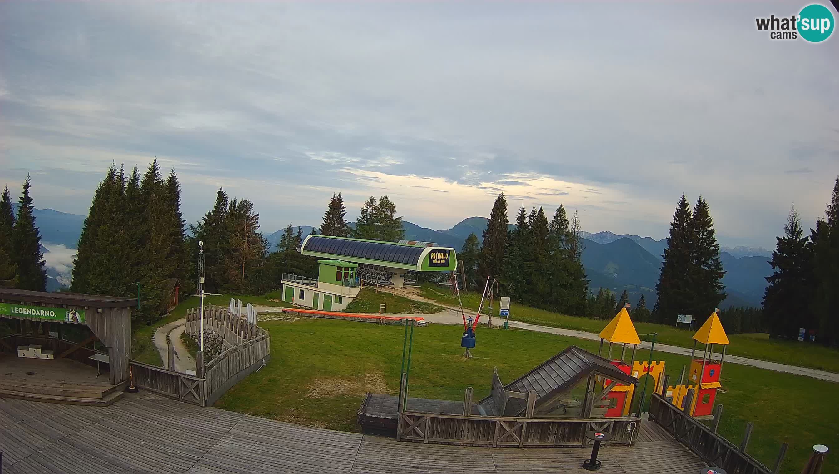 Alpska Perla kamera Cerkno Počivalo