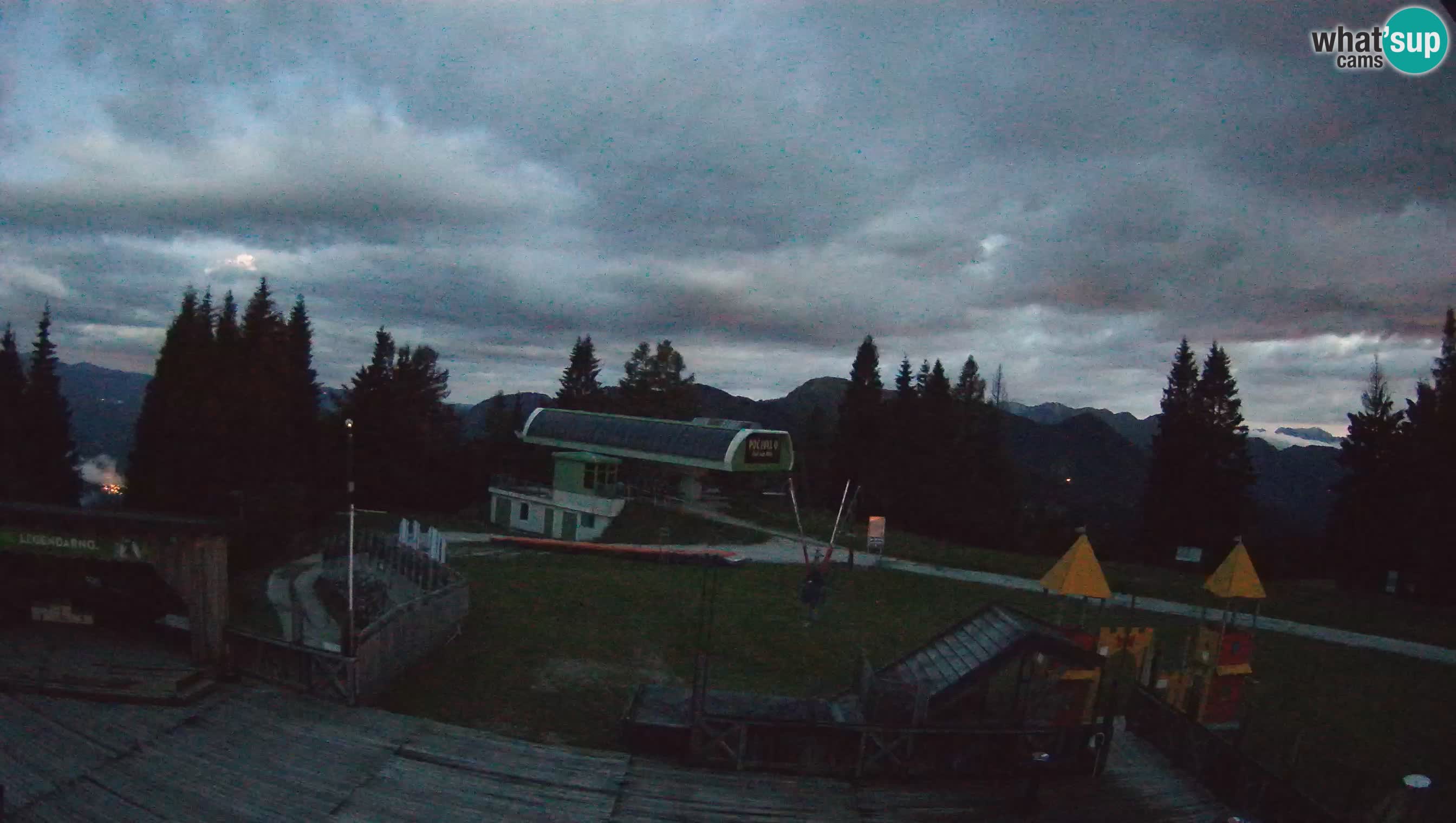 Alpska Perla Ski hotel Cerkno Počivalo webcam – Slovenia