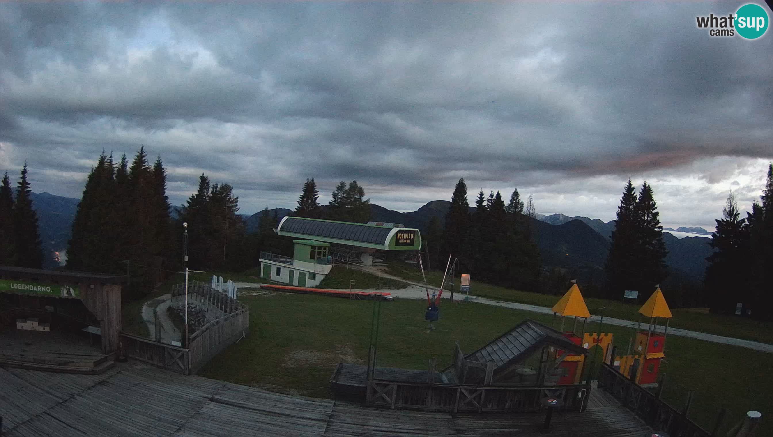 Webcam de la station de ski des Alpes slovènes à Cerkno Počivalo