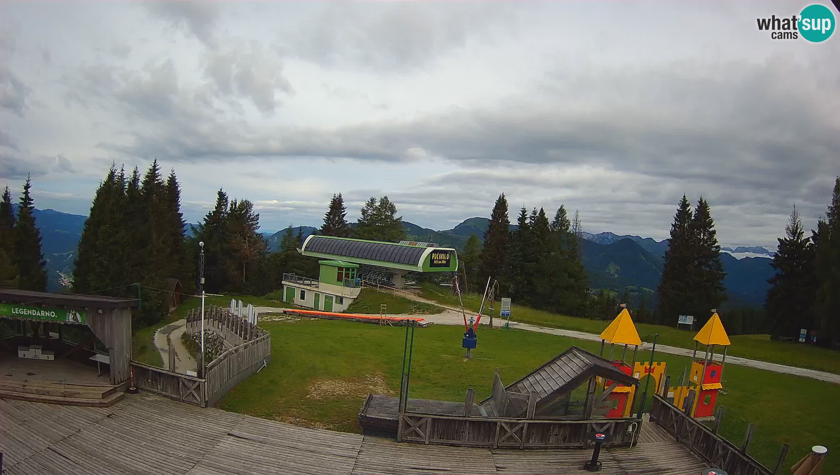 Webcam de la station de ski des Alpes slovènes à Cerkno Počivalo