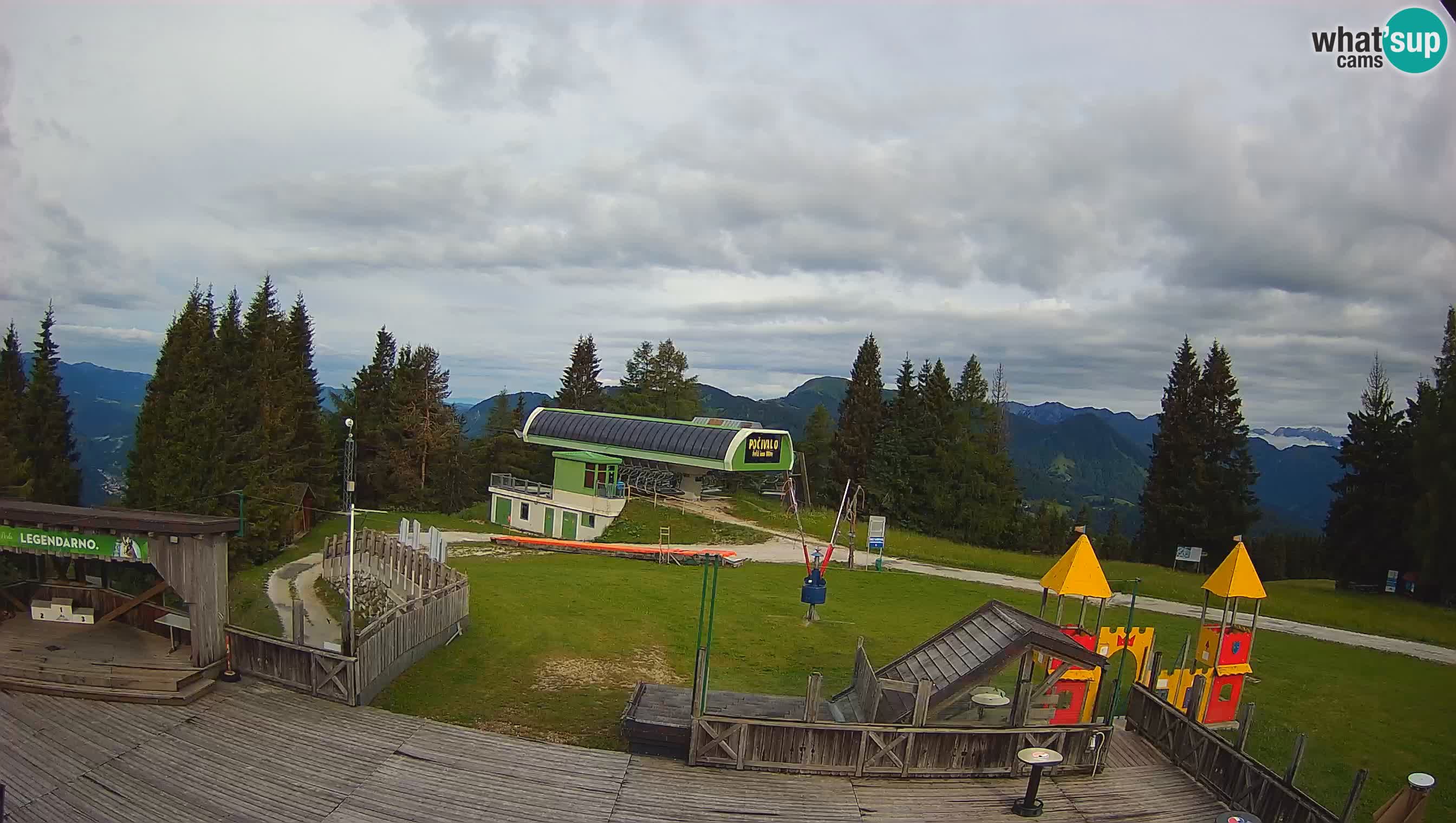 Alpska Perla Ski center Cerkno Počivalo webcam – Slovenia