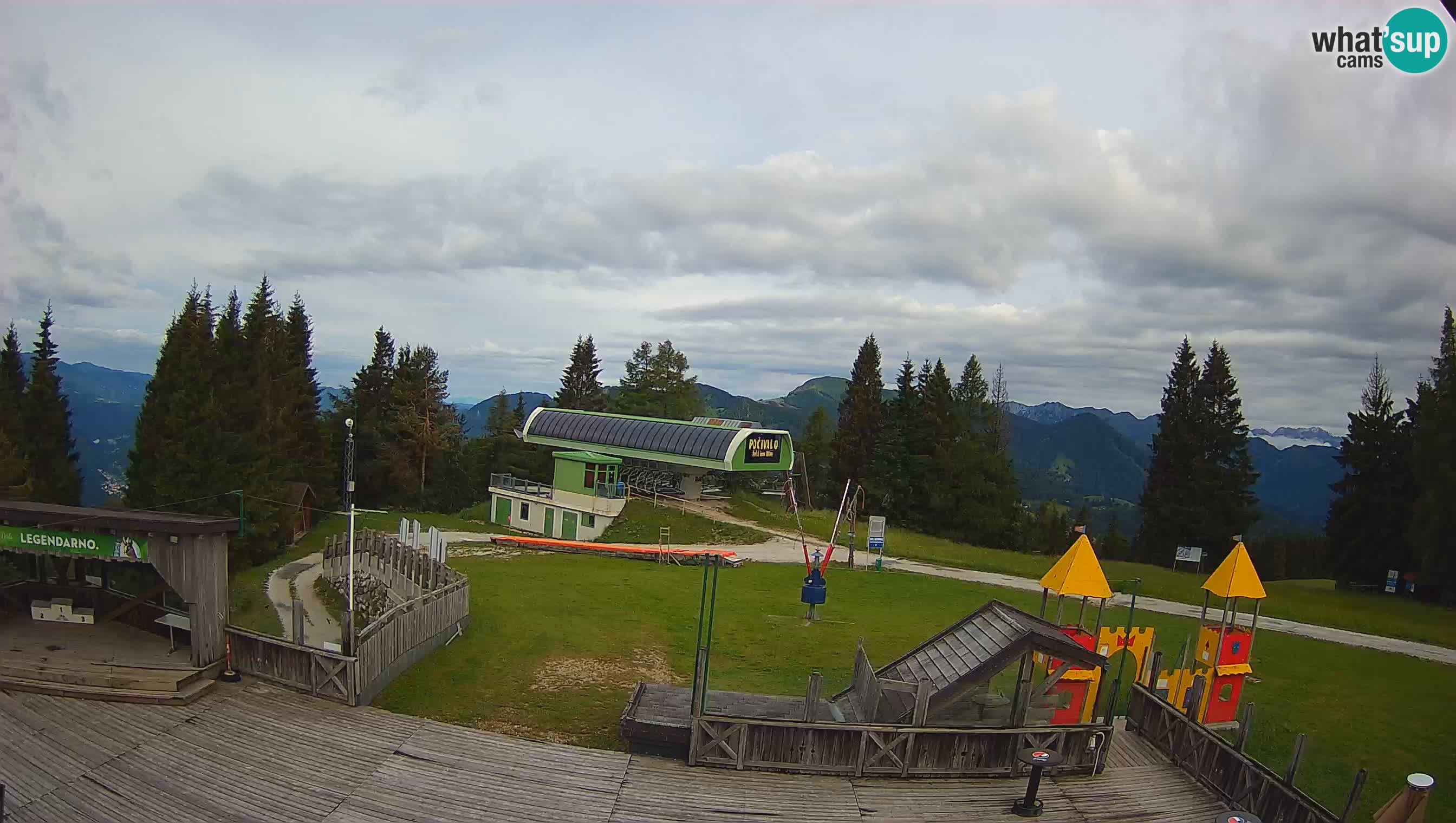 Alpska Perla Ski center Cerkno Počivalo webcam – Slovenia