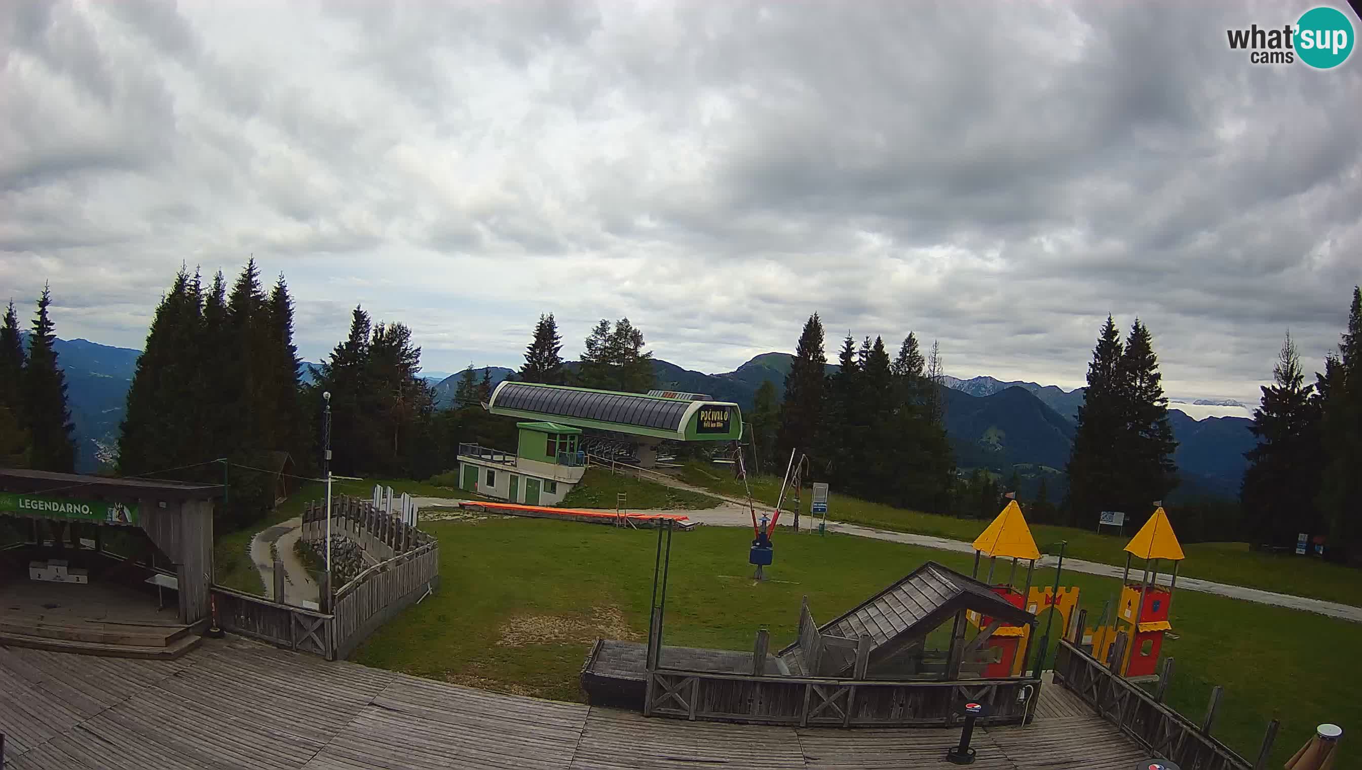 Webcam de la station de ski des Alpes slovènes à Cerkno Počivalo