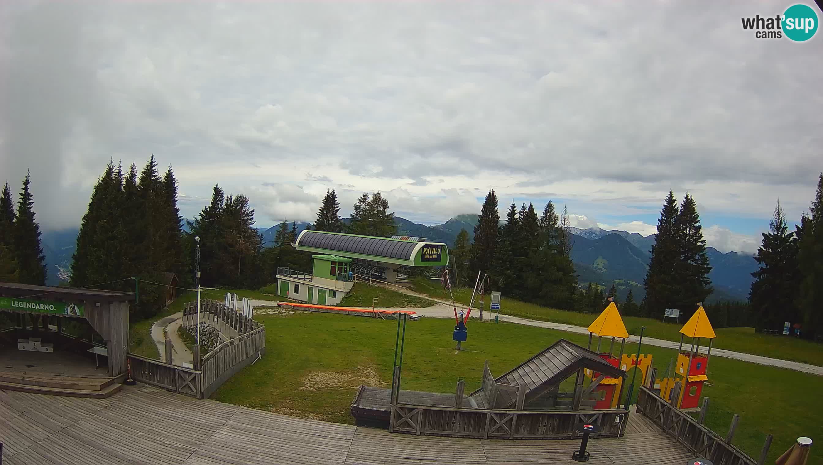 Alpska Perla Ski center Cerkno Počivalo webcam – Slovenia