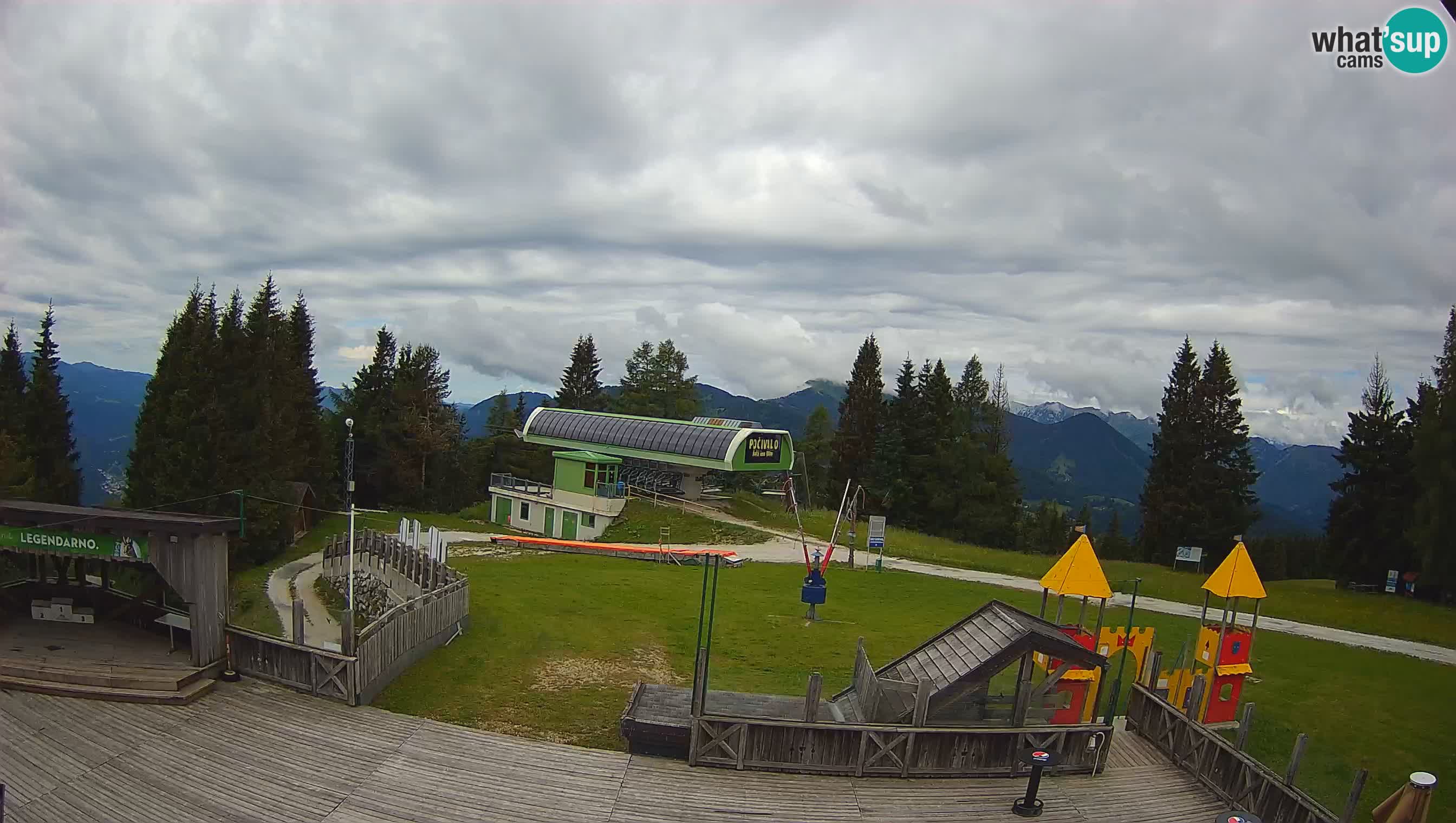Webcam de la station de ski des Alpes slovènes à Cerkno Počivalo