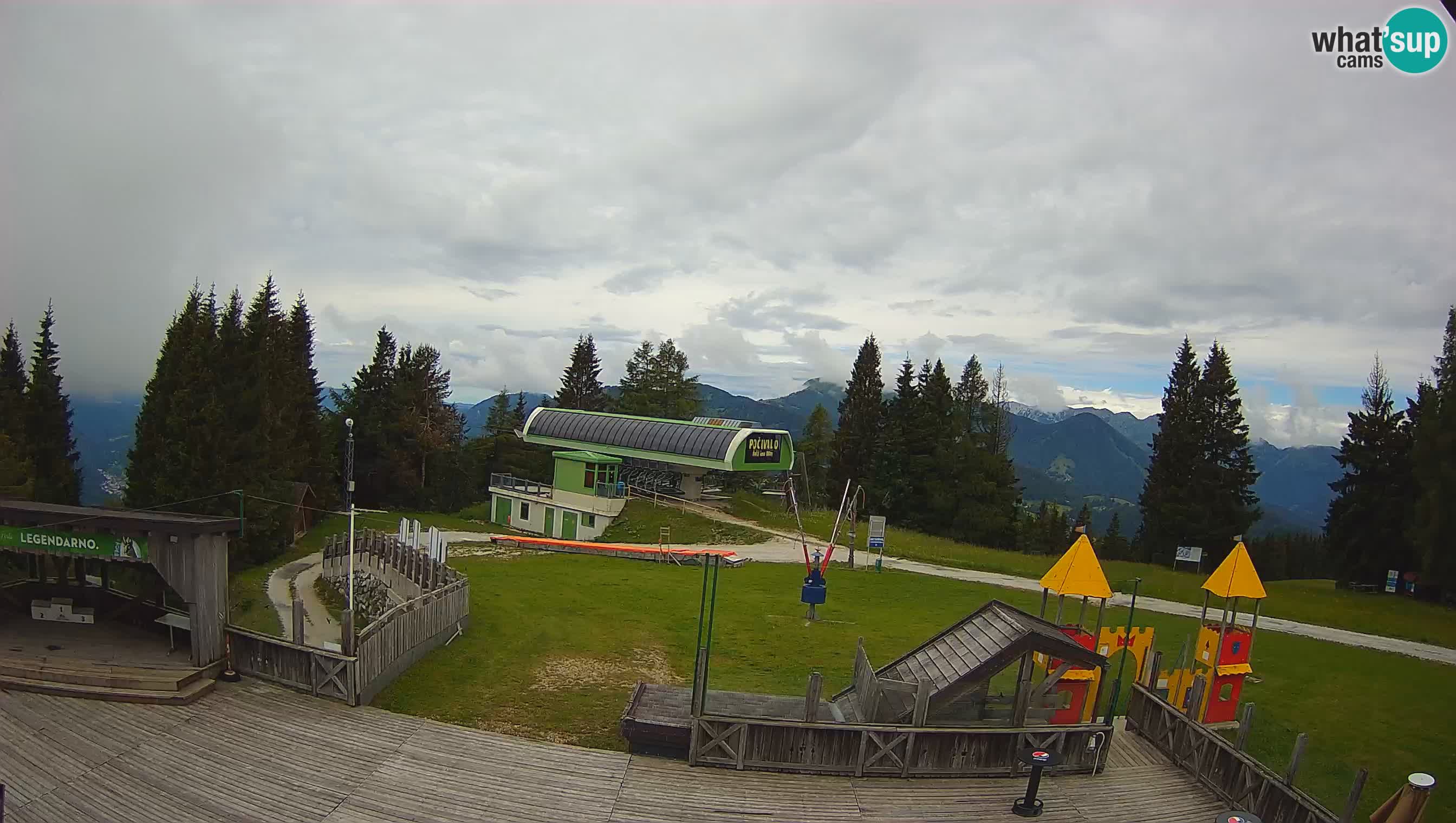 Webcam de la station de ski des Alpes slovènes à Cerkno Počivalo