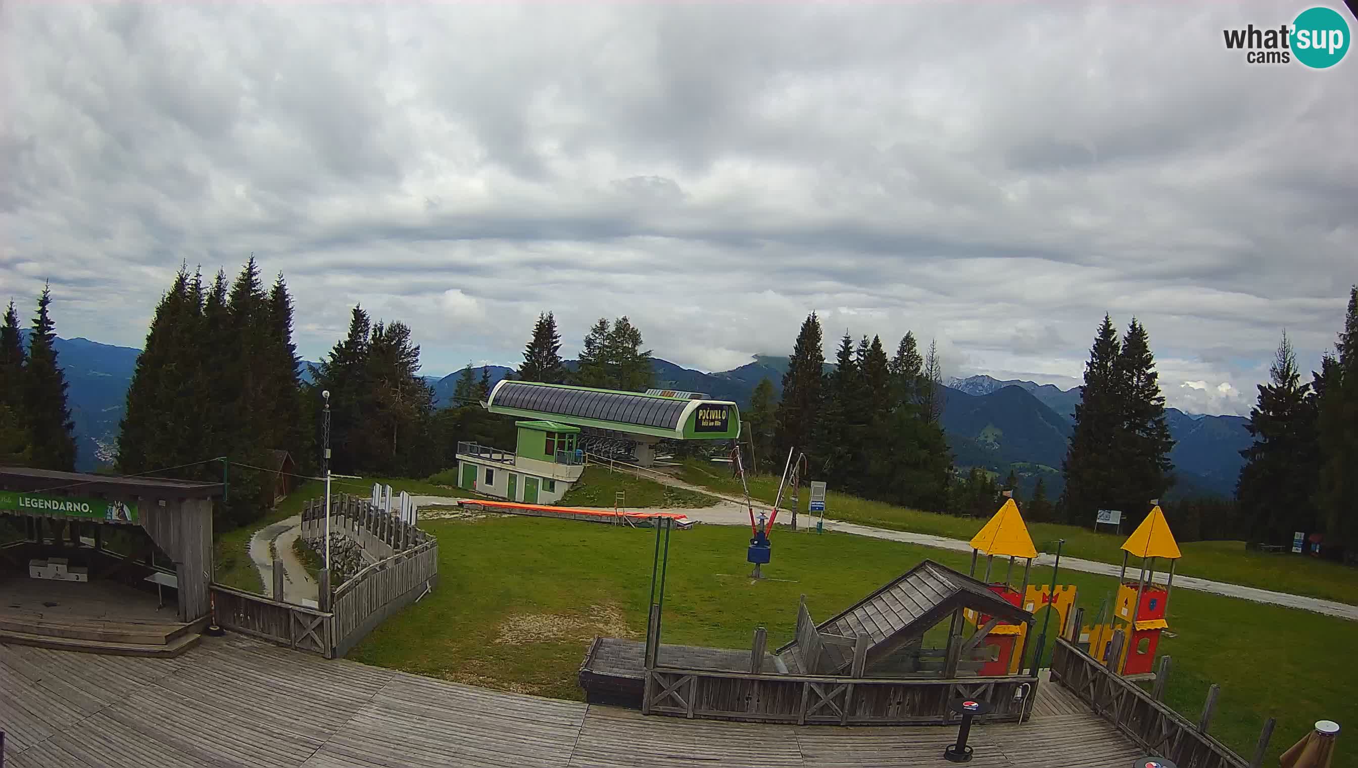 Alpska Perla Ski center Cerkno Počivalo webcam – Slovenia