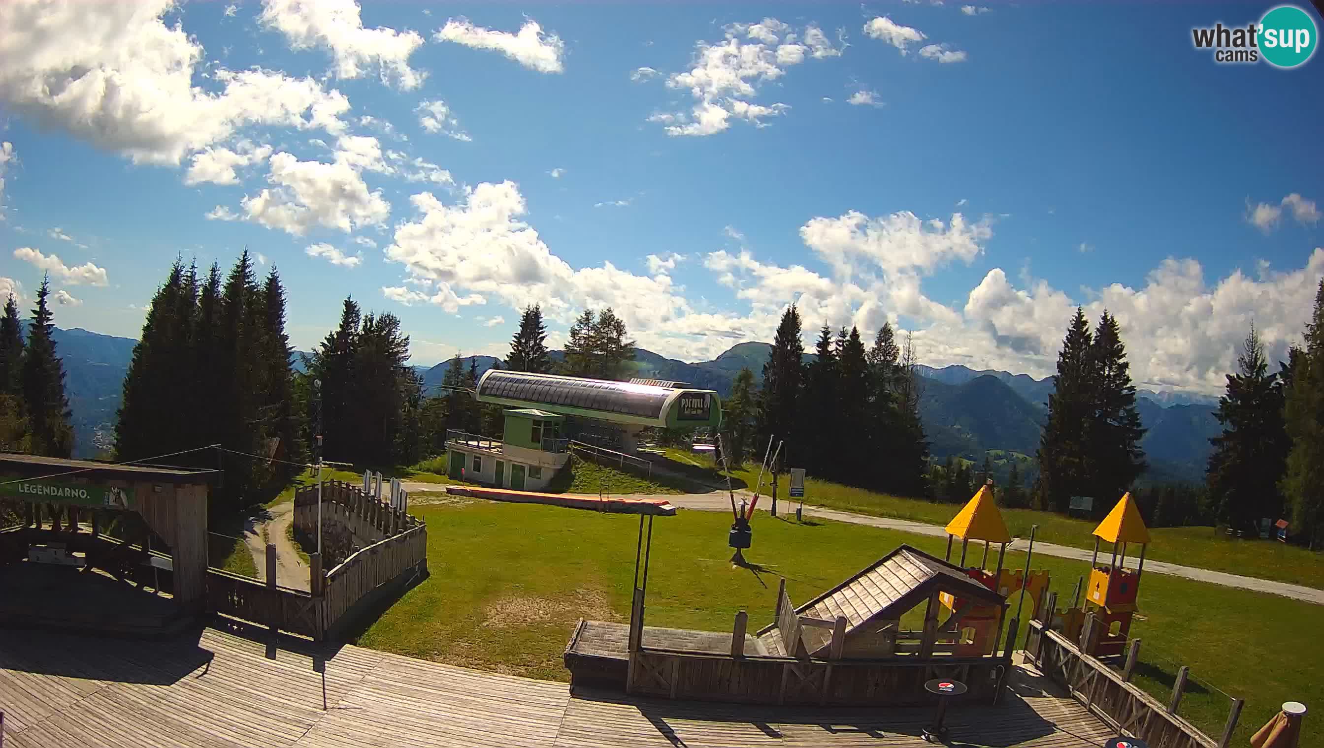 Alpska Perla Ski hotel Cerkno Počivalo webcam – Slovenia