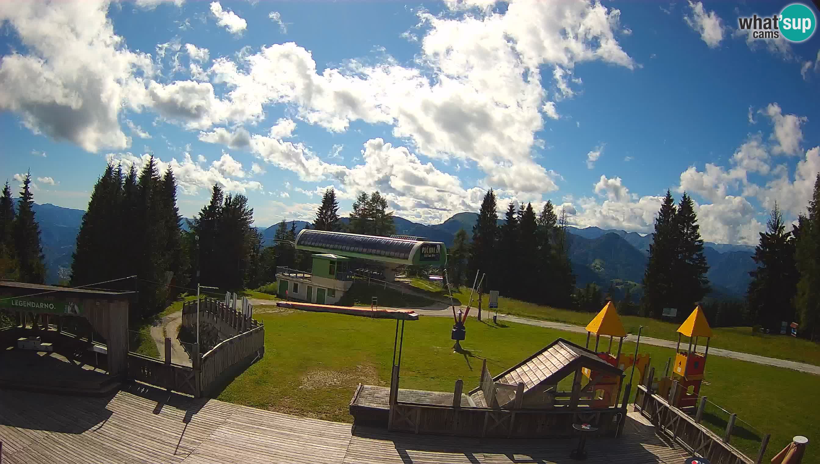 Webcam de la station de ski des Alpes slovènes à Cerkno Počivalo