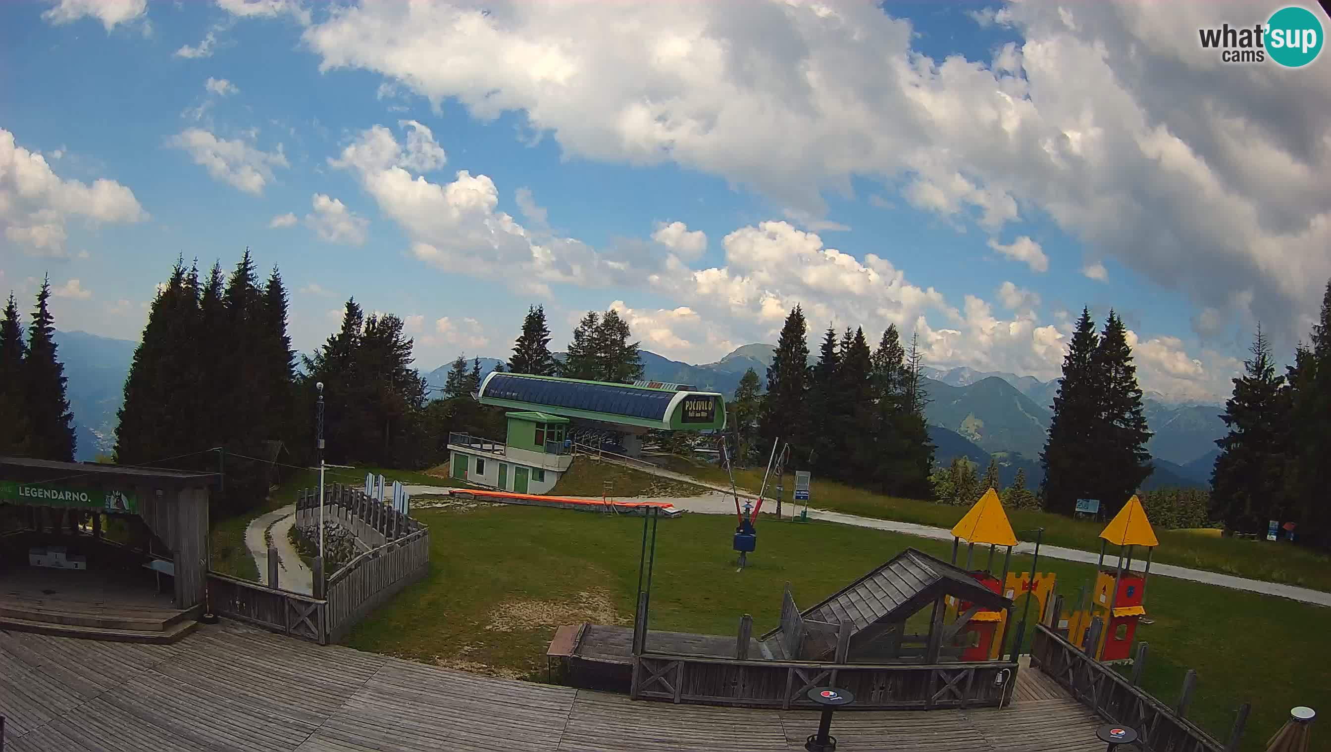 Webcam de la station de ski des Alpes slovènes à Cerkno Počivalo