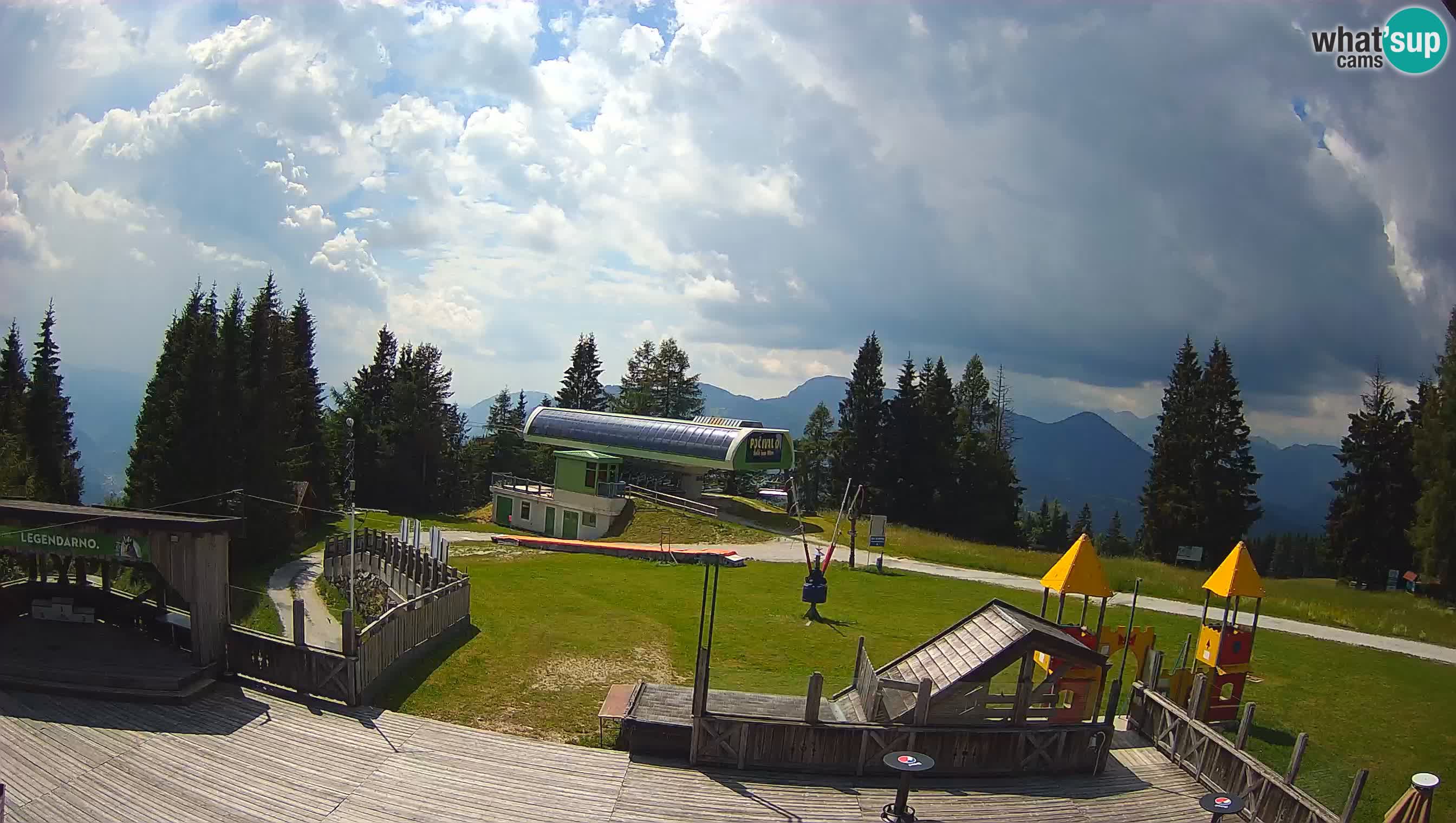 Web kamera Počivalo – Alpska Perla | Pogled uživo sa skijališta Cerkno