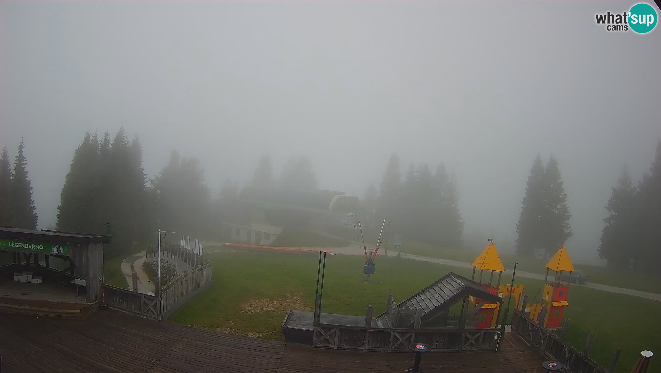 Spletna kamera Počivalo – Alpska Perla | Pogled v živo iz smučišča Cerkno