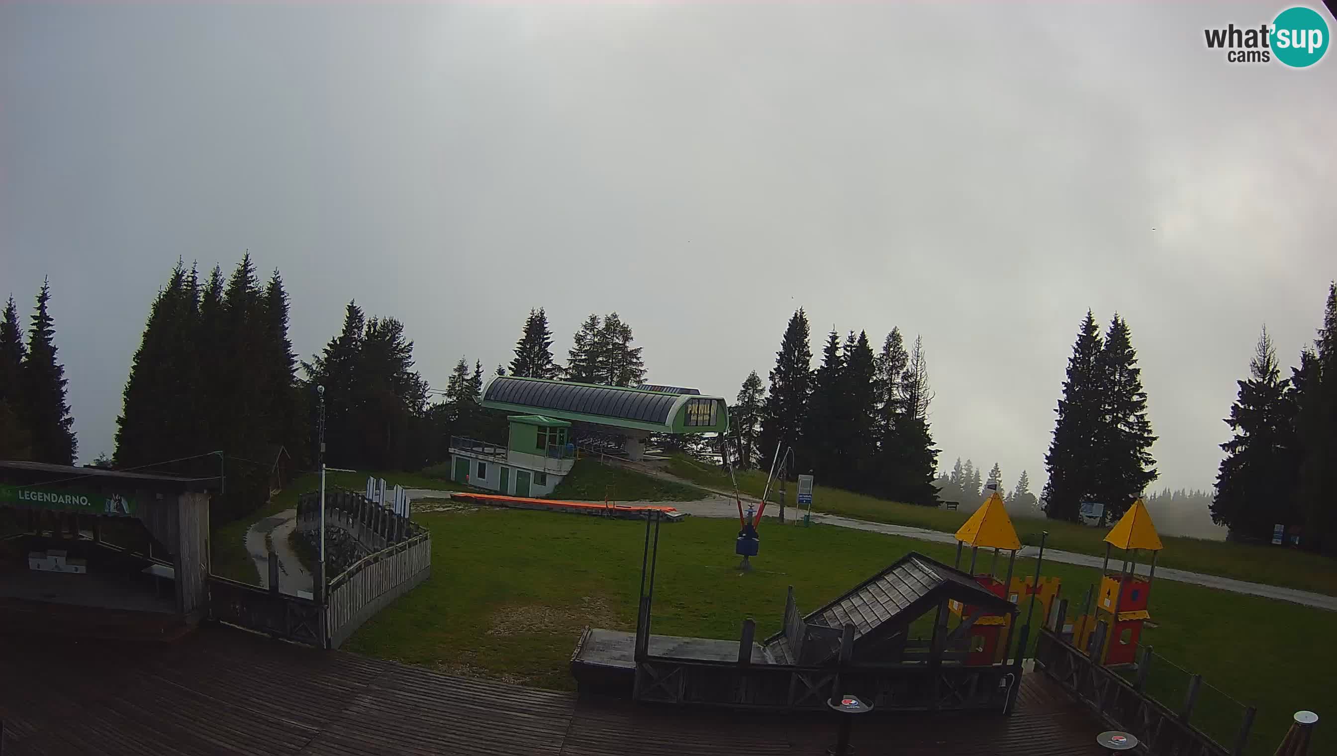 Webcam de la station de ski des Alpes slovènes à Cerkno Počivalo