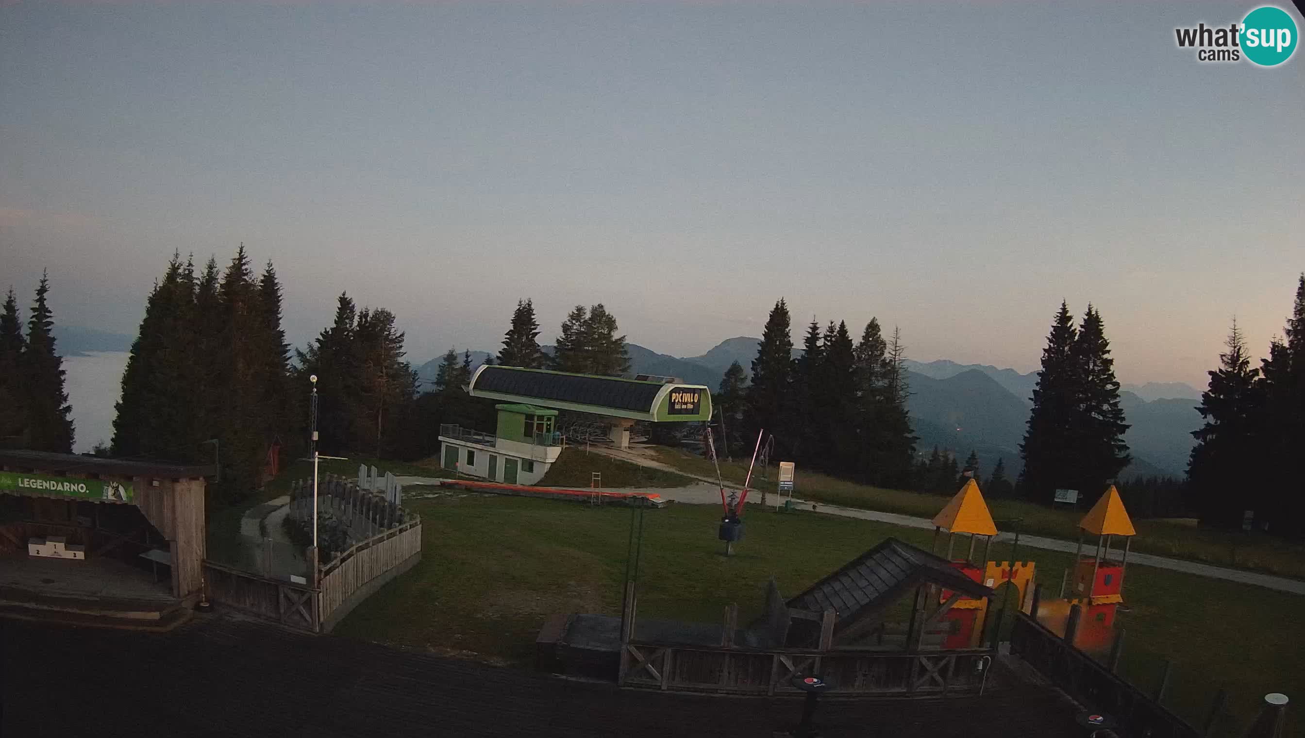 Cámara web Počivalo – Alpska Perla | Vista en vivo desde la estación de esquí Cerkno