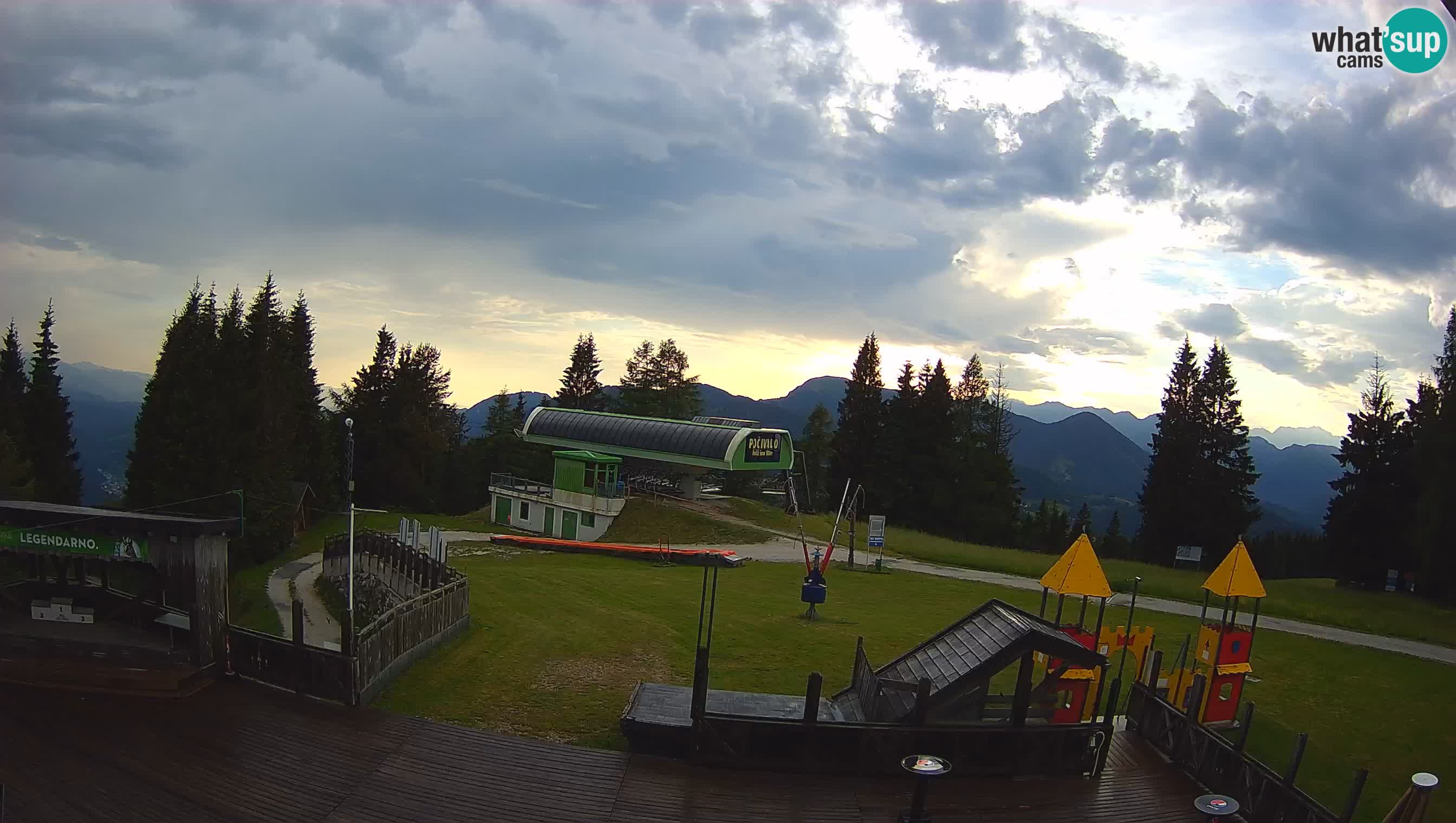 Webcam Počivalo – Alpska Perla | Live View from Cerkno Ski Resort